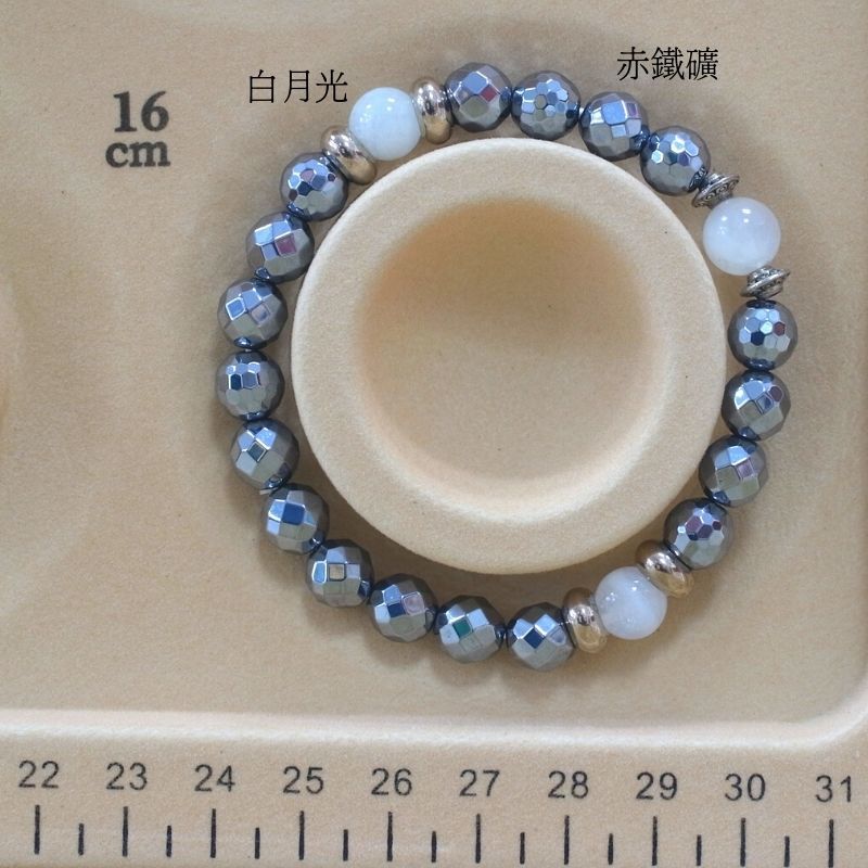 B025赤鐵礦/白月光/天然晶石/能量石/珠寶/飾品/純手工/純天然/療癒/凈化/護身符/健康運