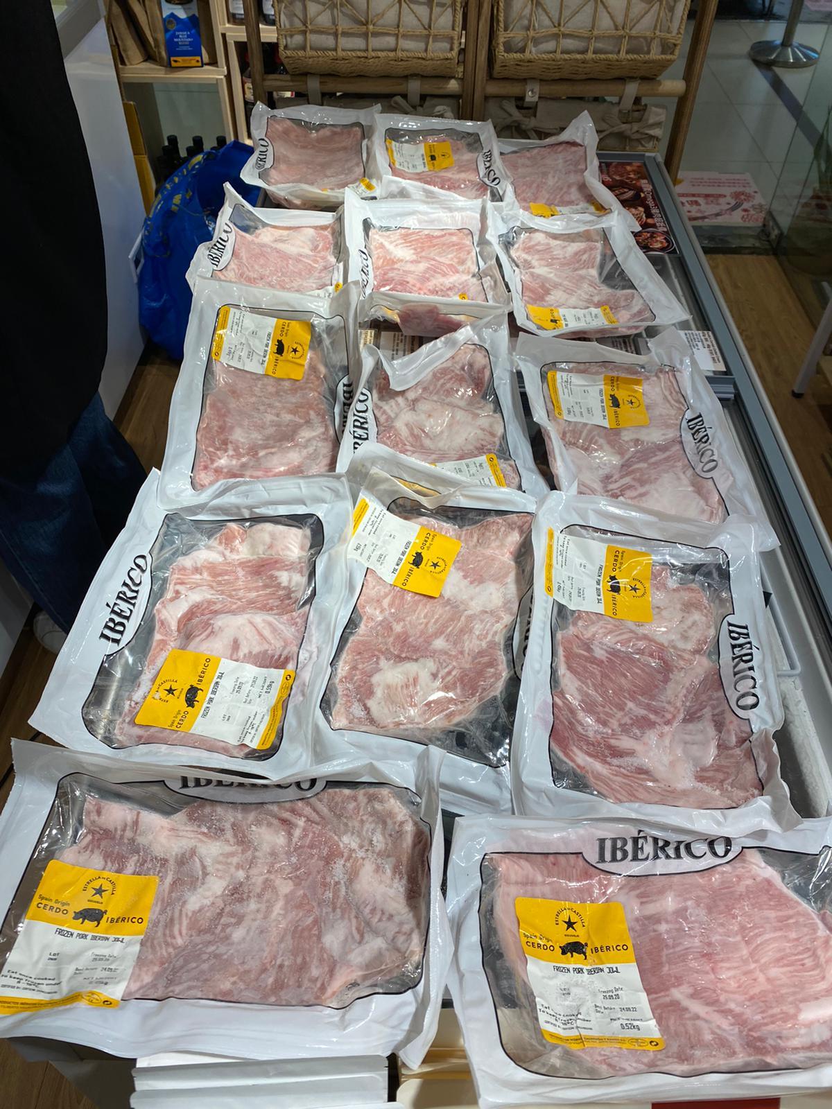 伊比利亞星黑毛豬豬頸肉 Iberico Pork Jowl (Secreto) 約400g-600g (急凍 -18°C)