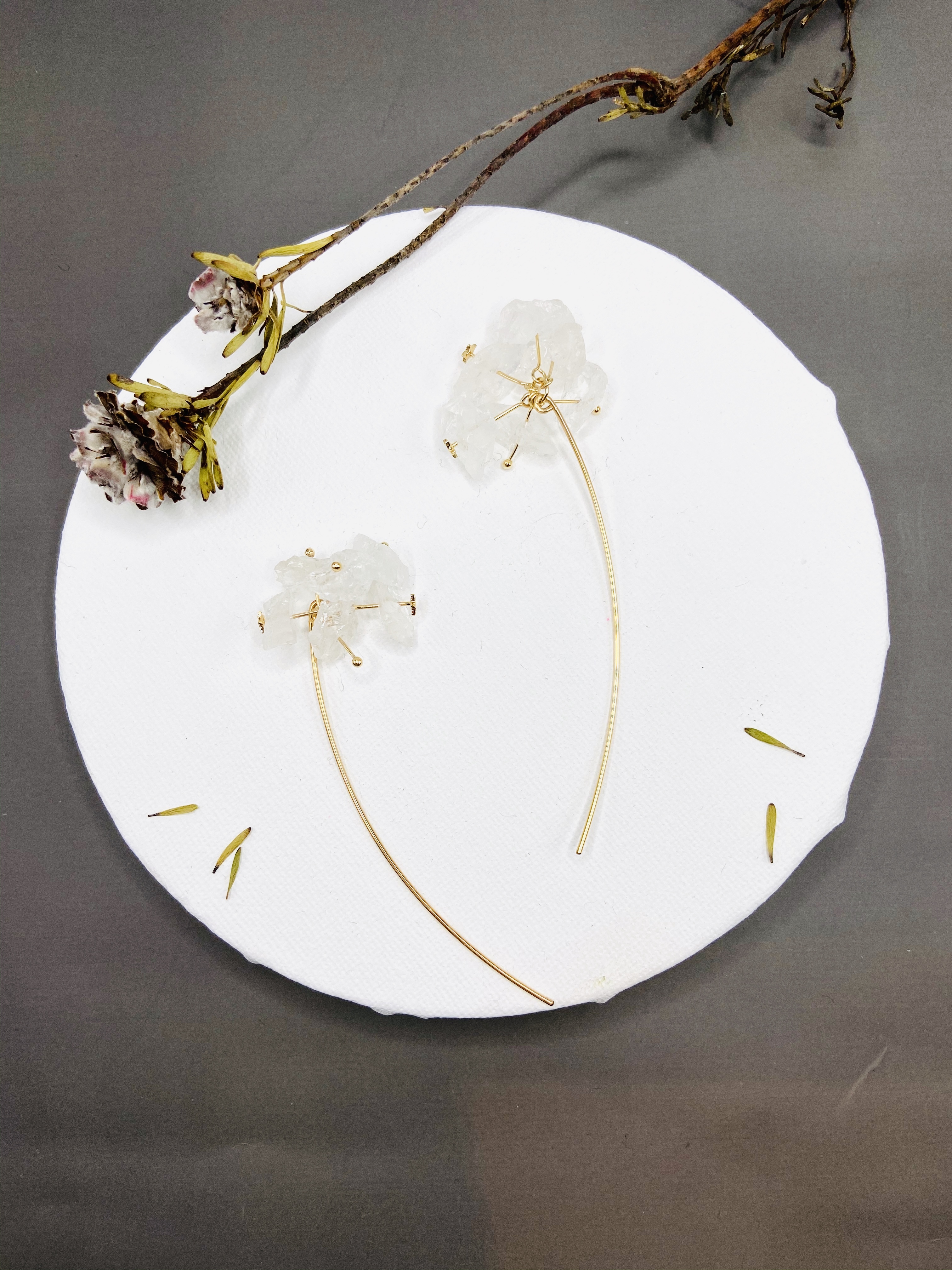 COLE COOL優雅天然白水晶14kgf流星耳環耳夾