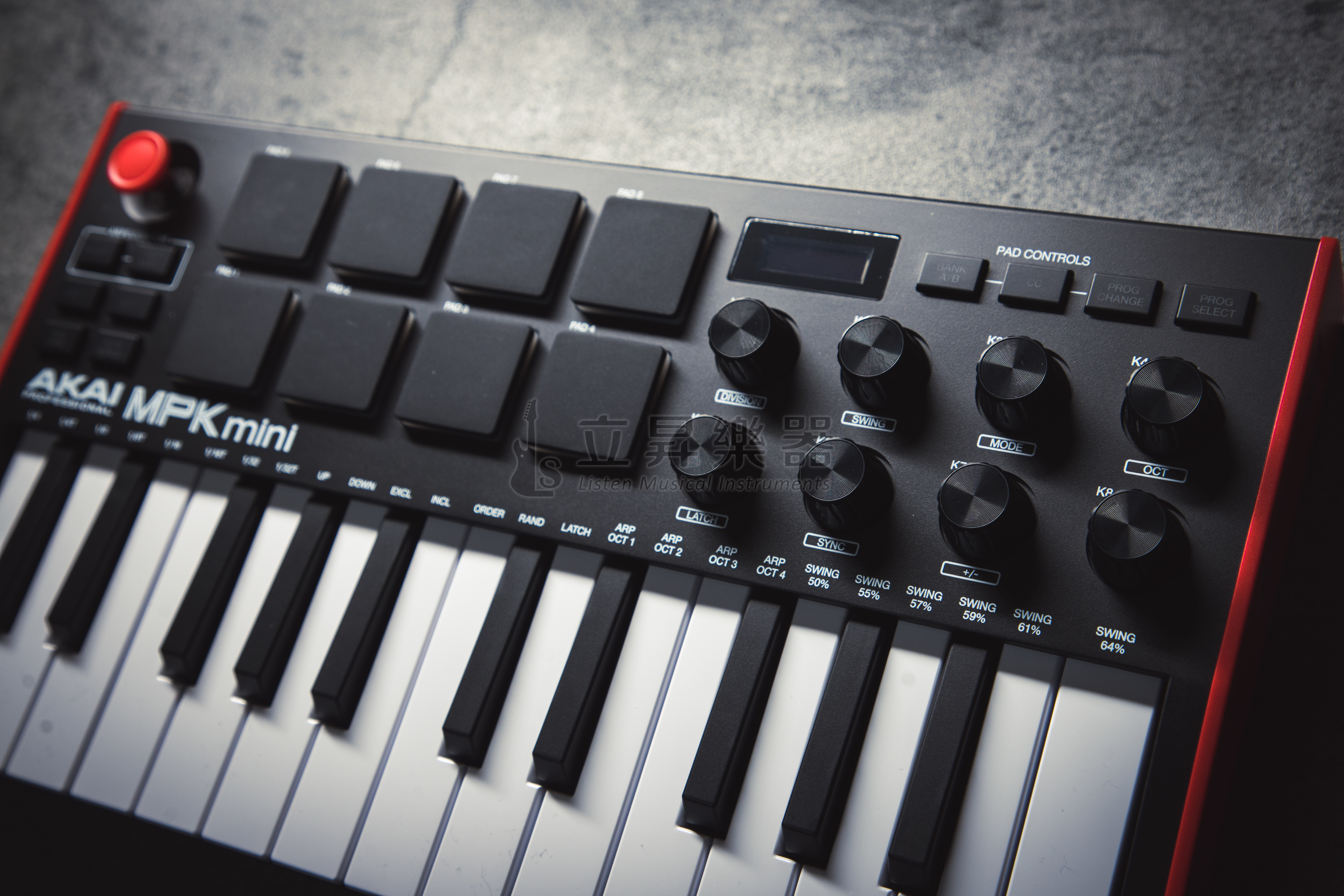 Akai 第三代 Akai MPK Mini MK3 MIDI鍵盤 主控鍵盤 紅色經典款/限量赤井全黑 第 4 張圖片｜三峽鍵盤 / 鋼琴
