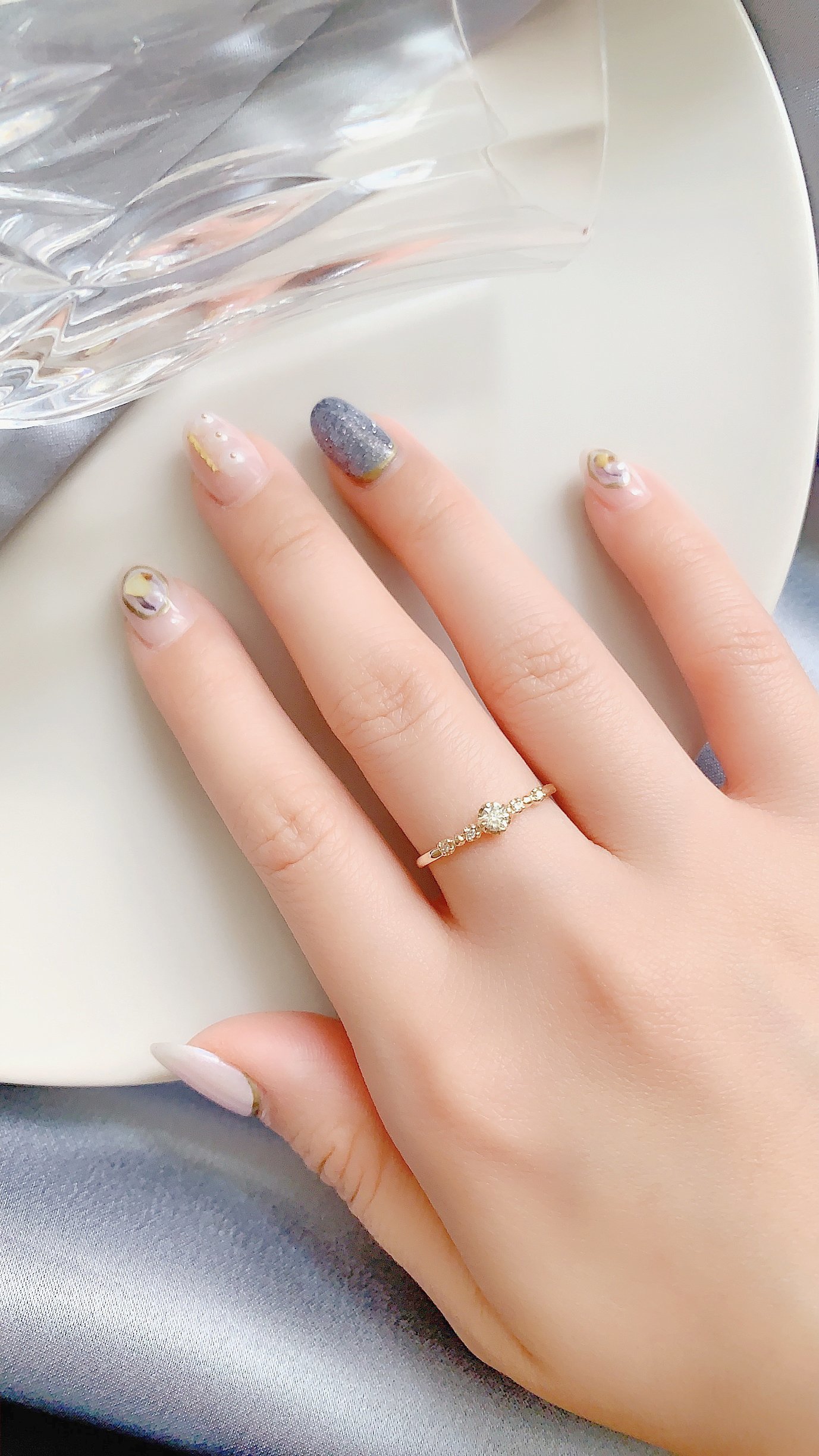 圓形典雅美鑽戒