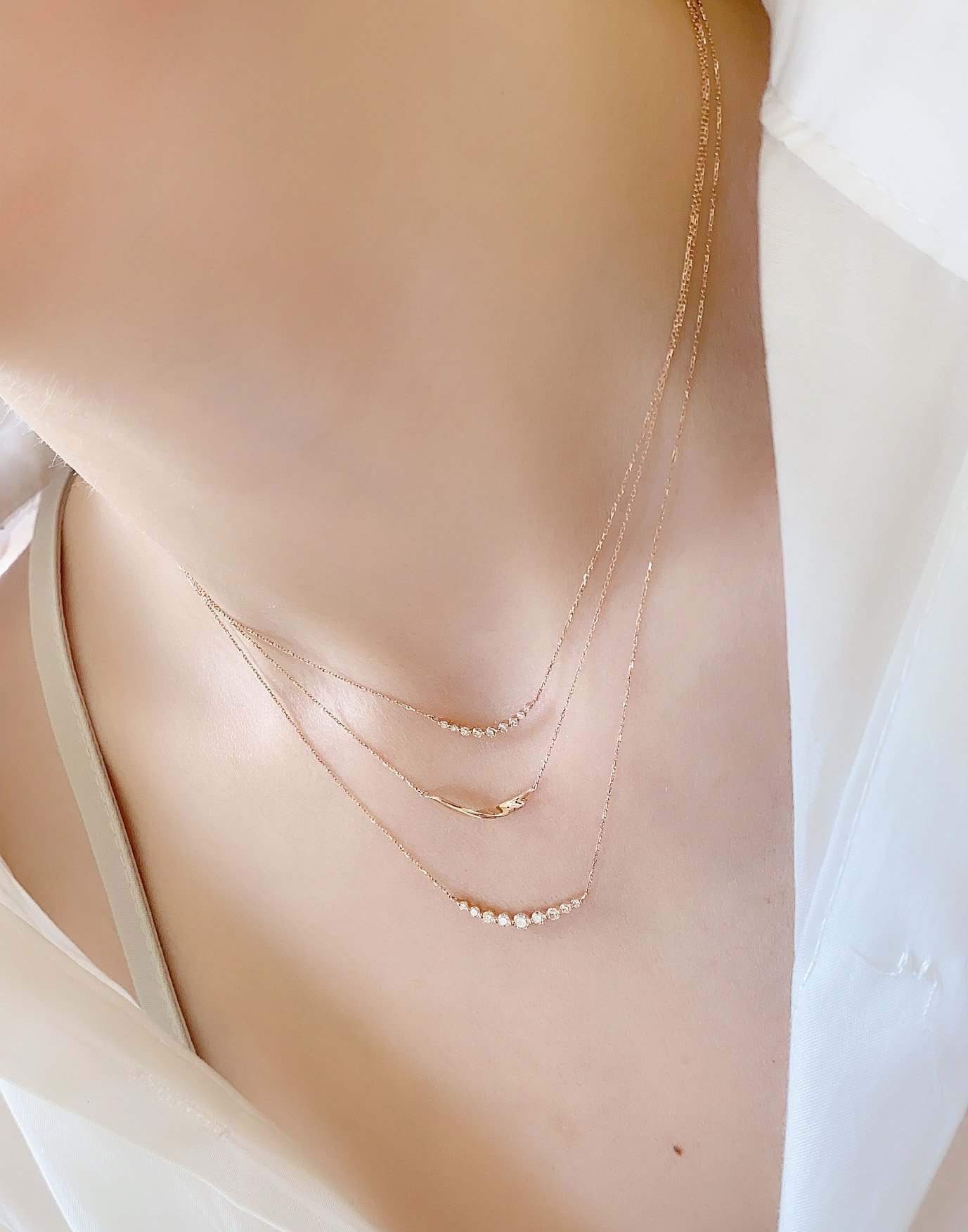 0.10ct弧線鑽石項鍊