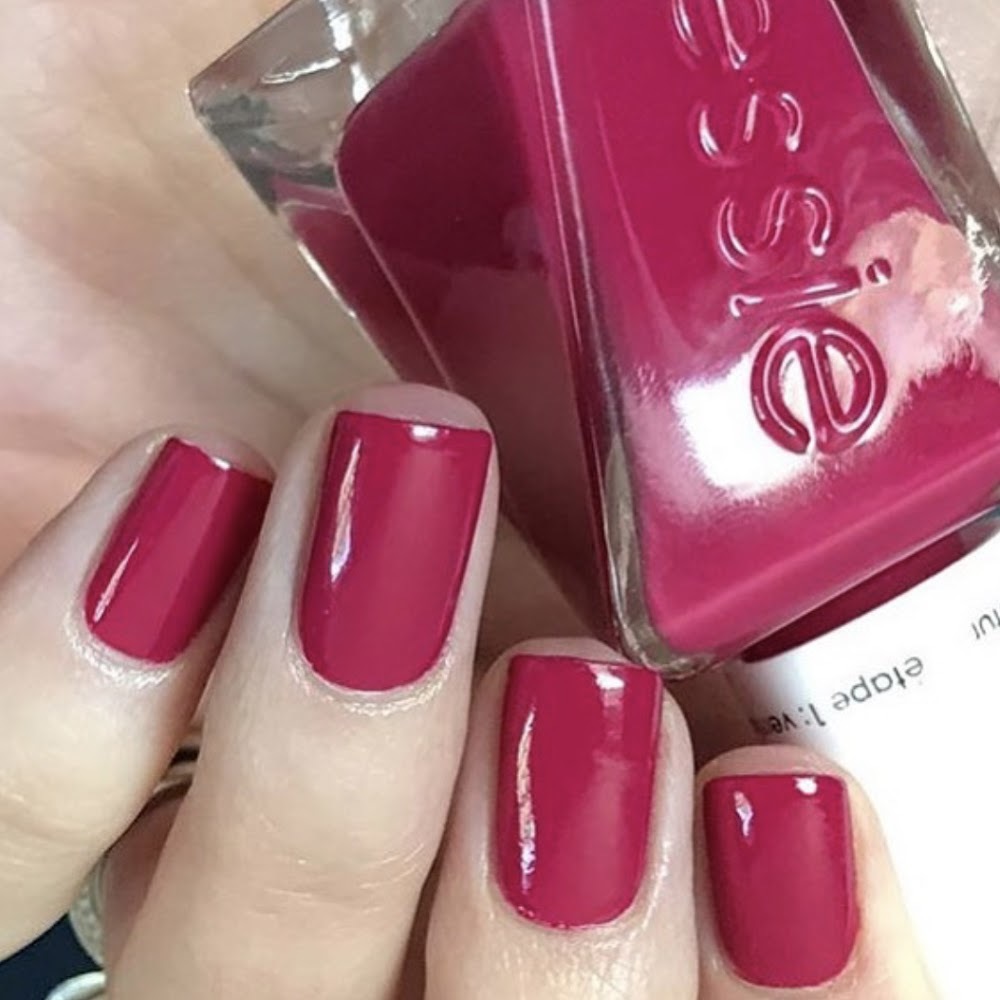 Essie 指甲油 - V.I.Please GC1093