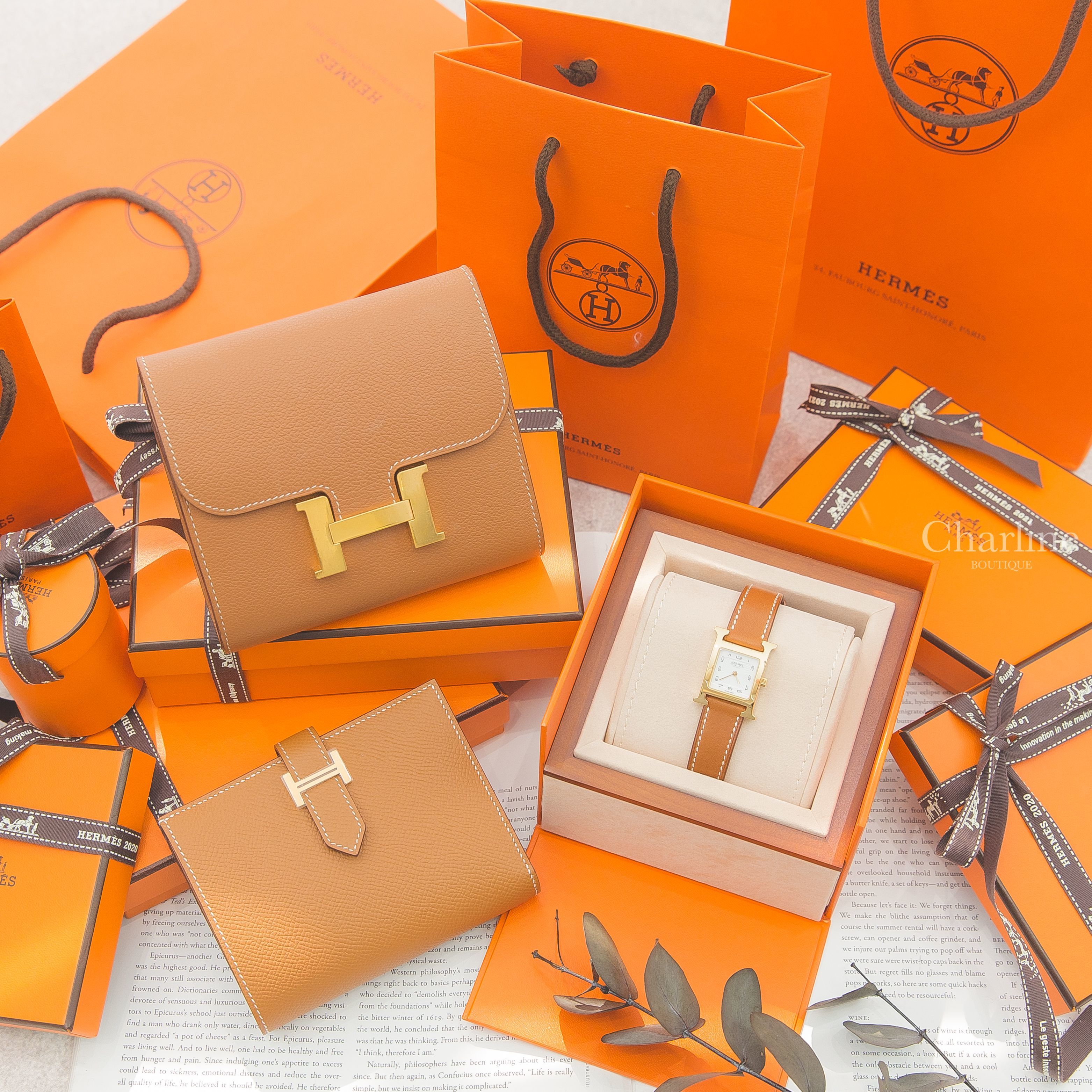 Hermès Bearn Compact Wallet 37 Gold Epsom 焦糖色金釦短夾,Hermes Constance Compact 37 Gold Evercolor 焦糖色金釦短夾-Charline Boutique 精品代購