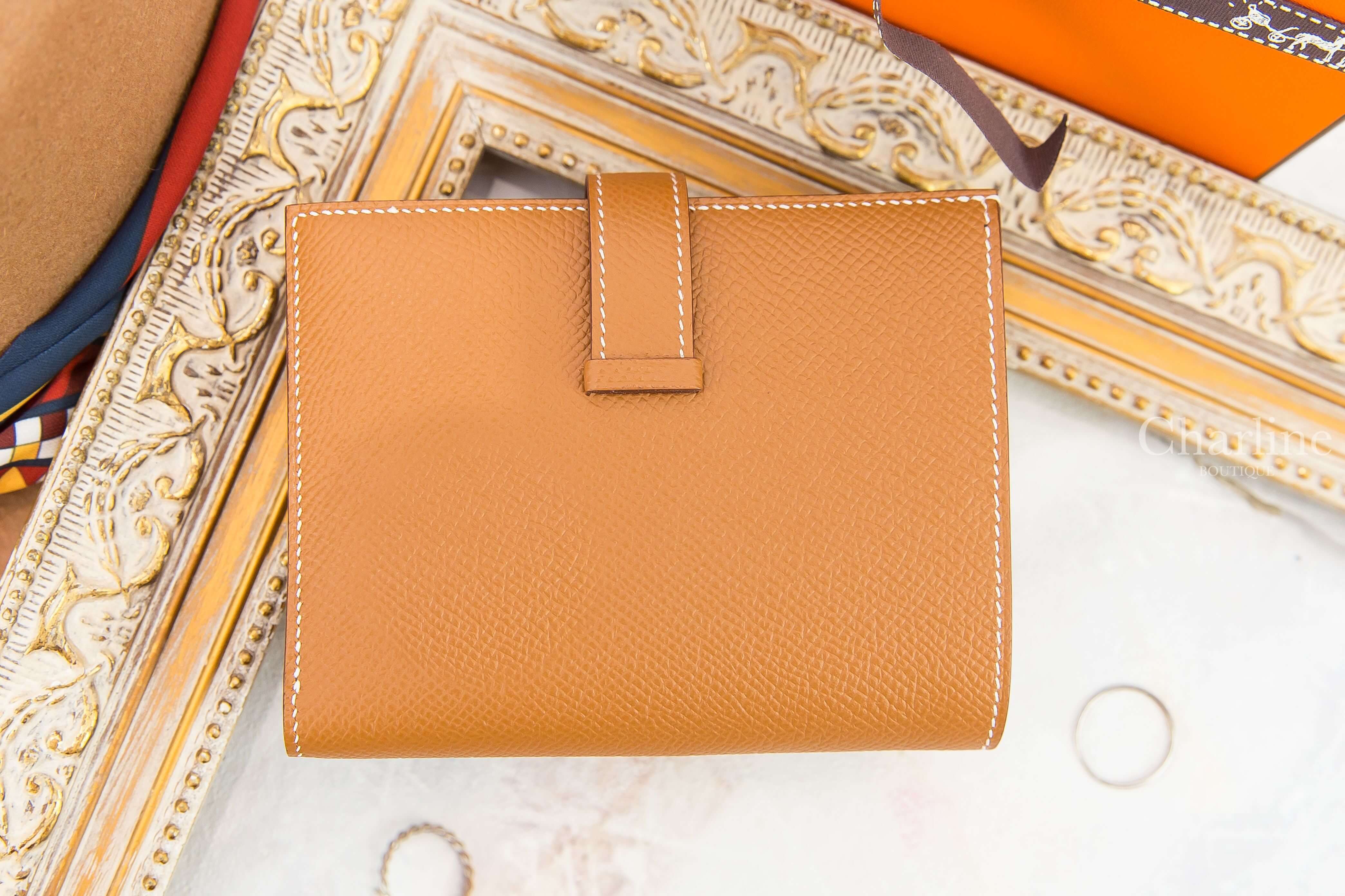 Hermès Bearn Compact Wallet 37 Gold Epsom Z刻焦糖色金釦短夾-Charline Boutique 精品代購