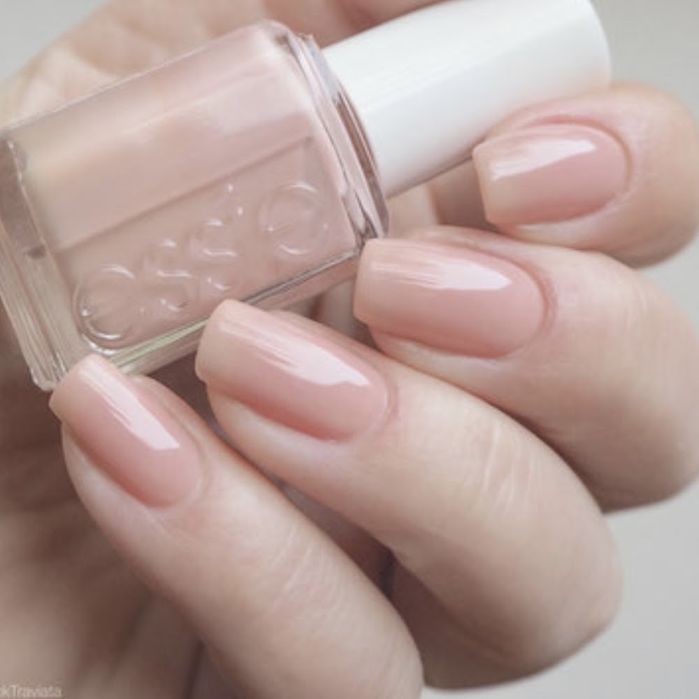 Essie 指甲油 Not Just A Pretty Face 690