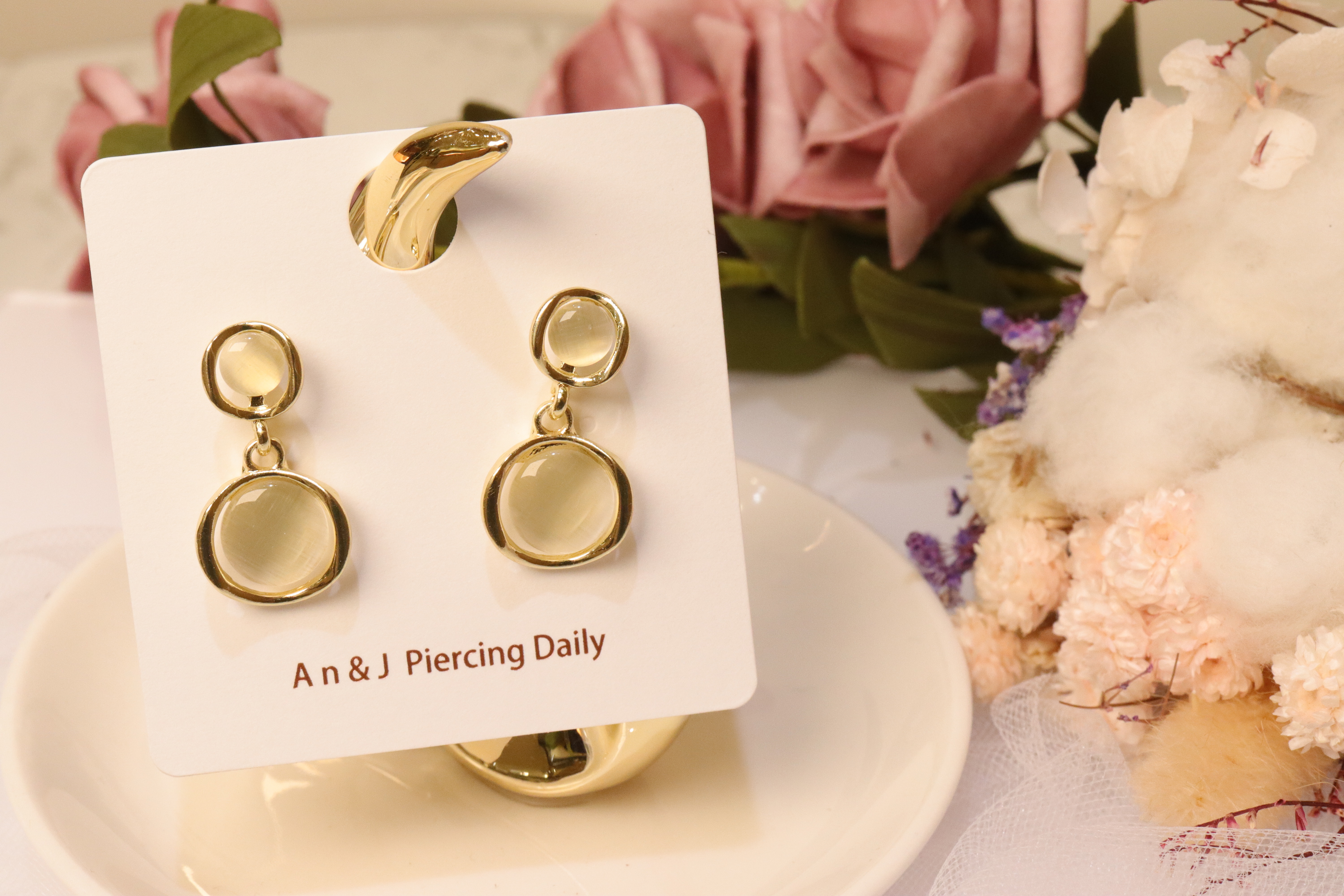 合金-圓金框貓眼石