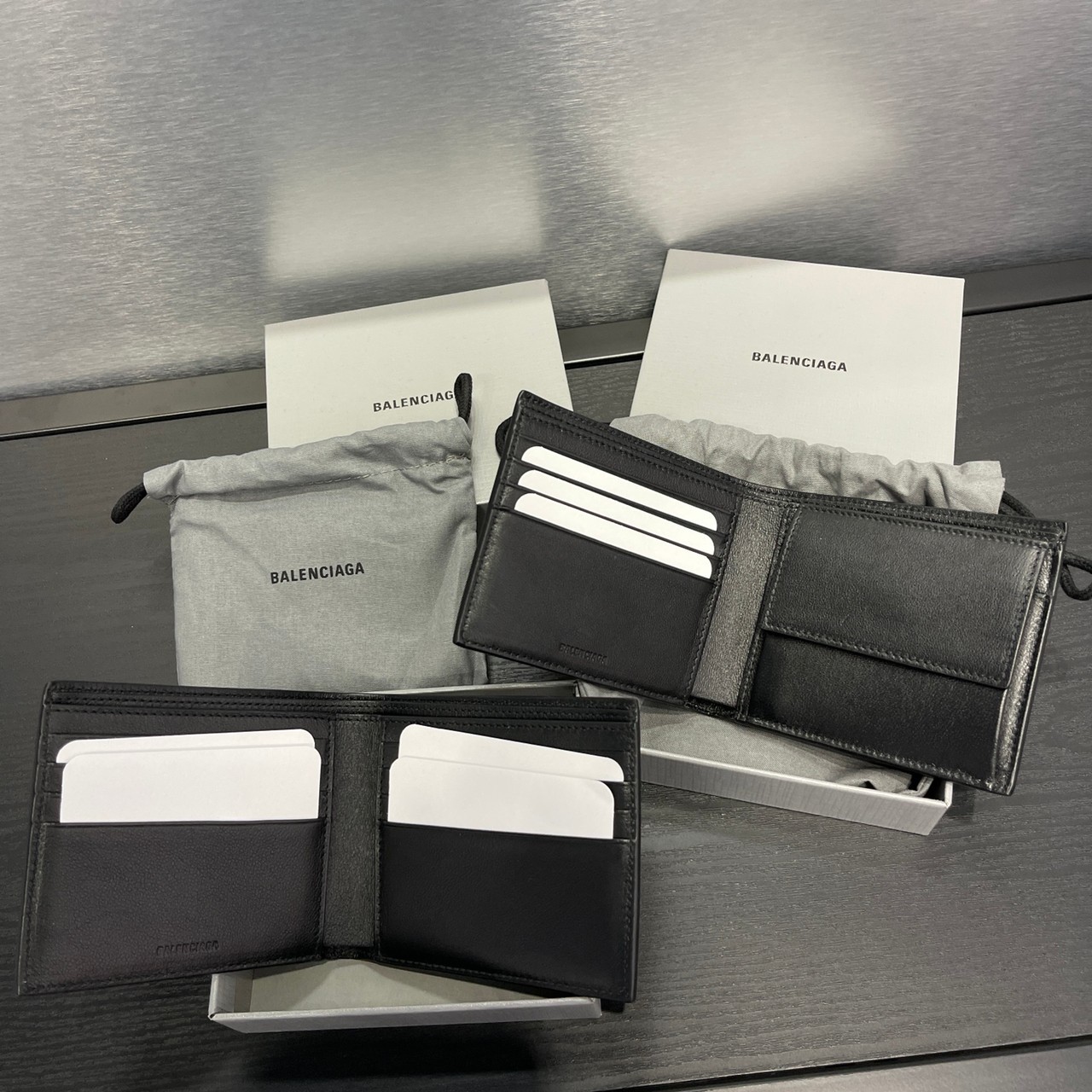 Balenciaga Balenciaga Classic Logo Leather Short Clip E