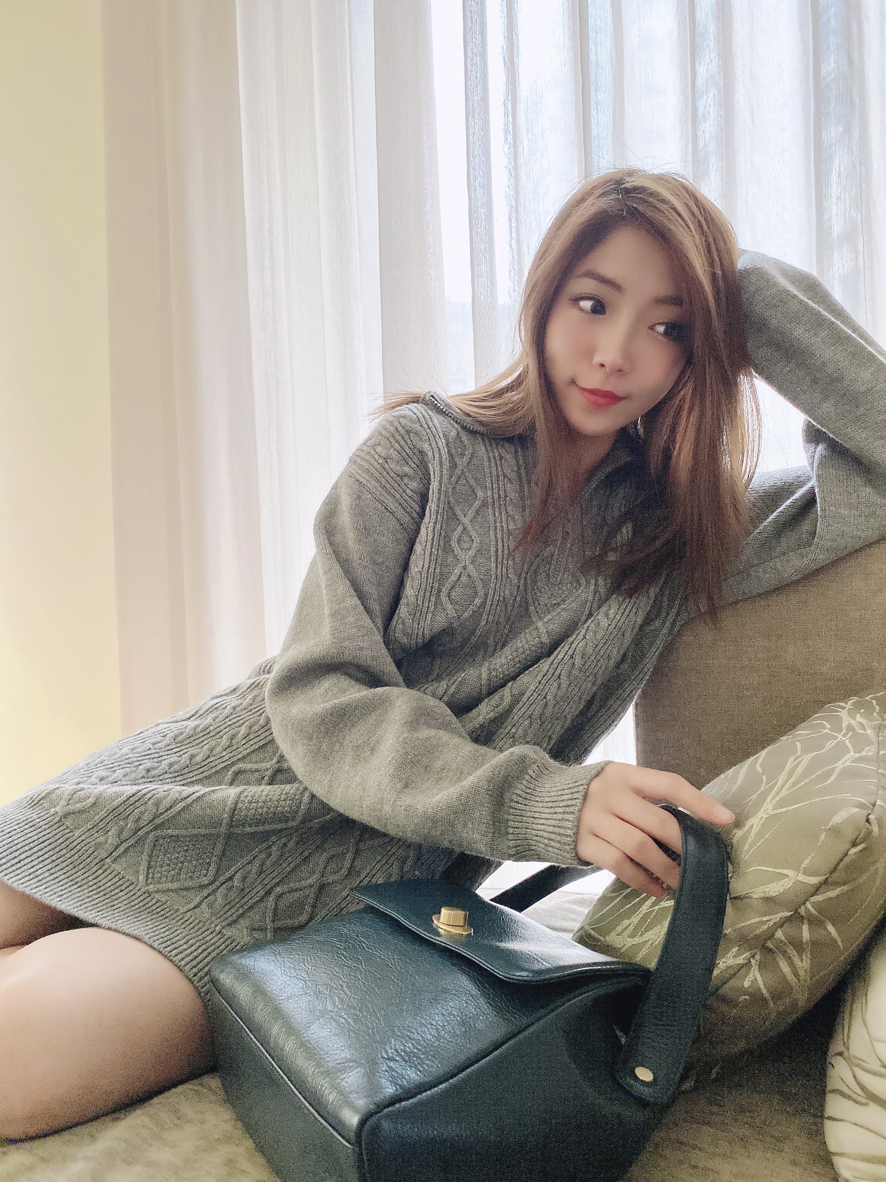 高質感柔軟灰系麻花兩穿針織洋