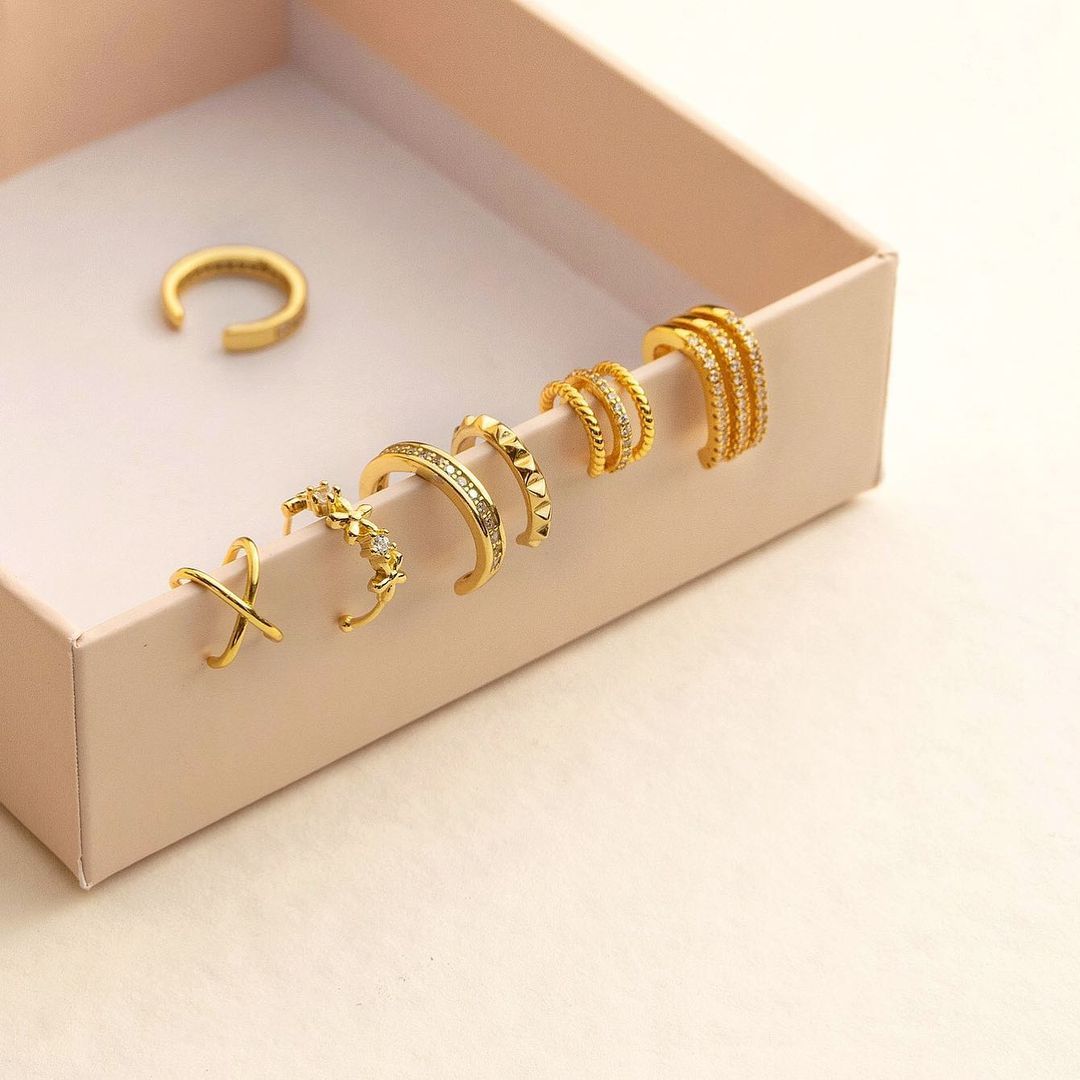 aleyole,飾品,扁鍊,頸鏈,項鍊,配件,穿搭,歐美部落客,戒指,耳環,手環,手鍊,耳骨夾,耳扣,耳釦