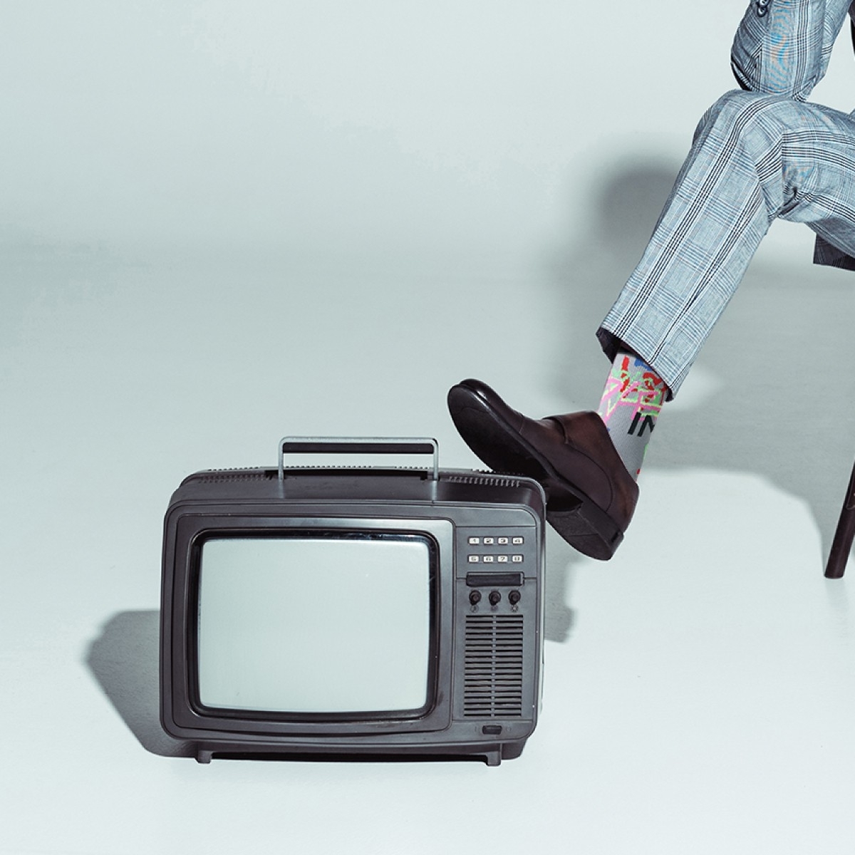 灰塗鴉｜洛杉磯設計師款．壓力3/4襪