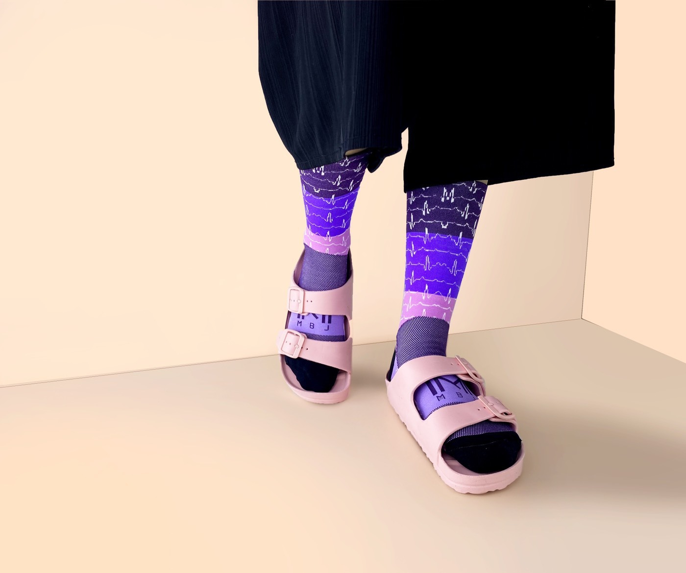 紫心電圖｜墨爾本設計師款．壓力3/4襪