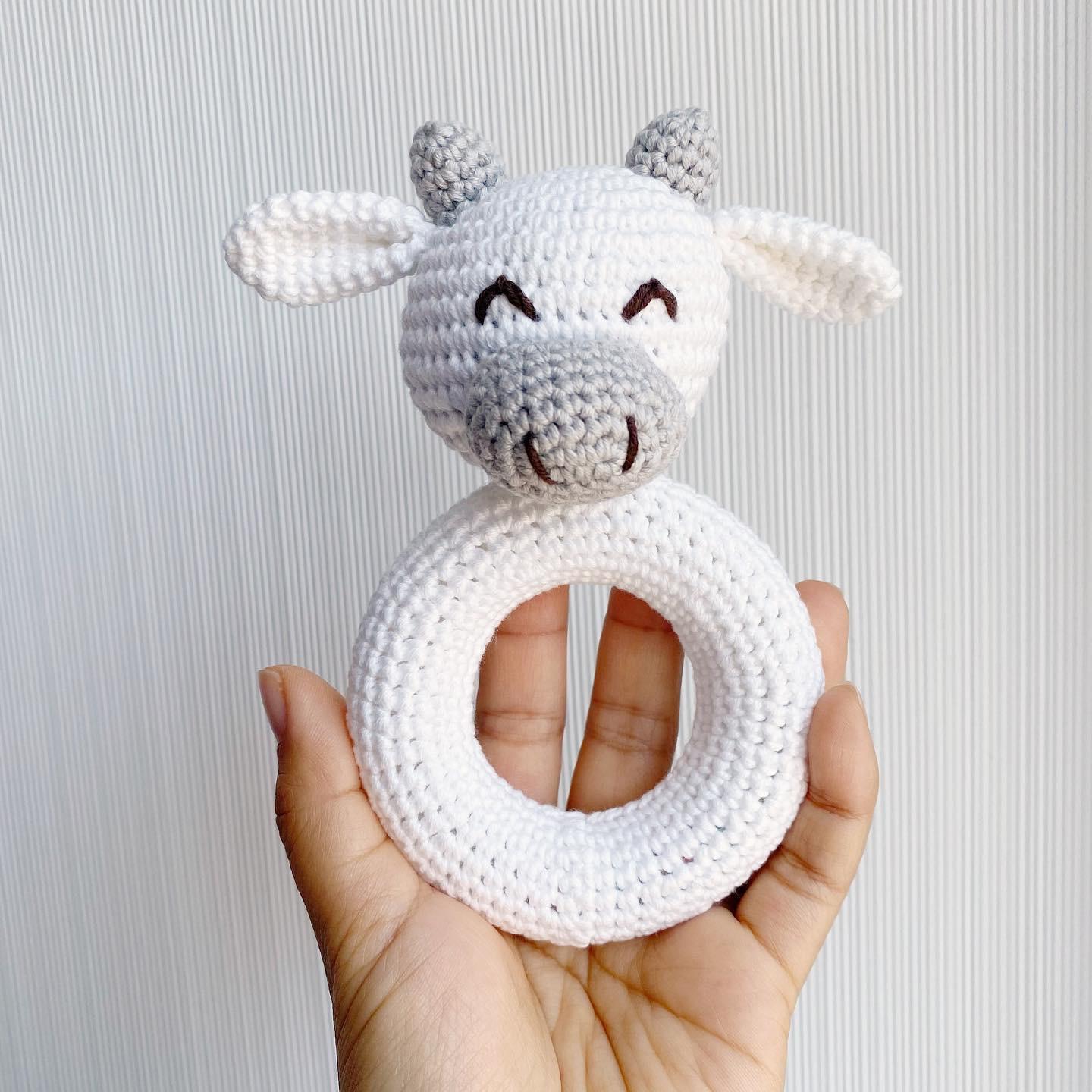 小牛手搖鈴玩具