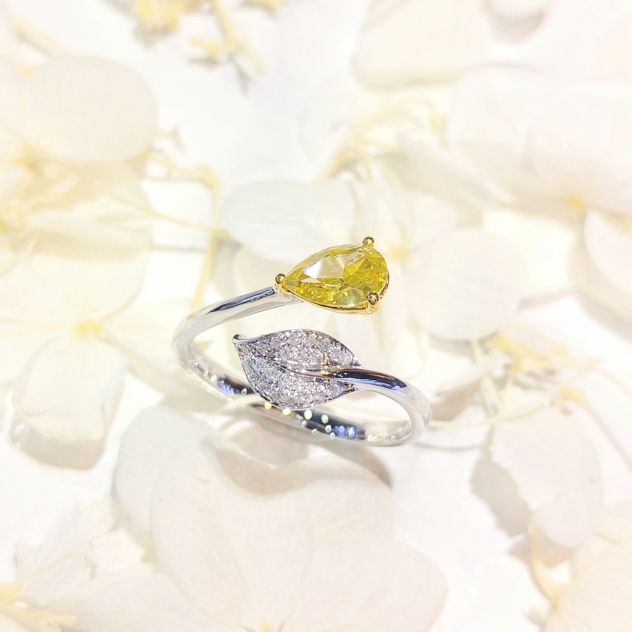 18K Gold 0.59ct Diamond Ring