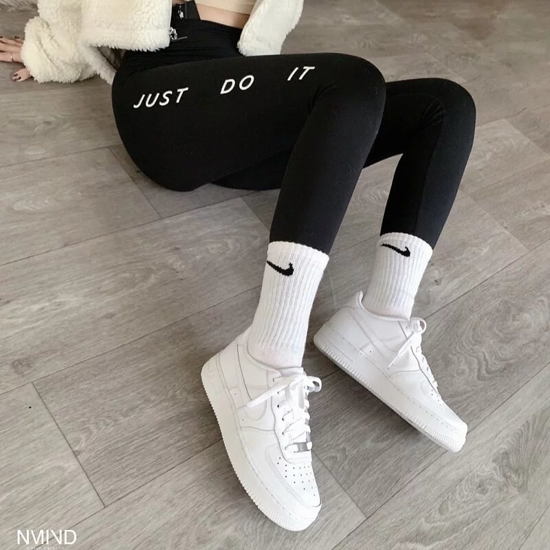 <快速出貨> 一組3雙 NIKE基本款 長襪 (薄款)  白 / 黑