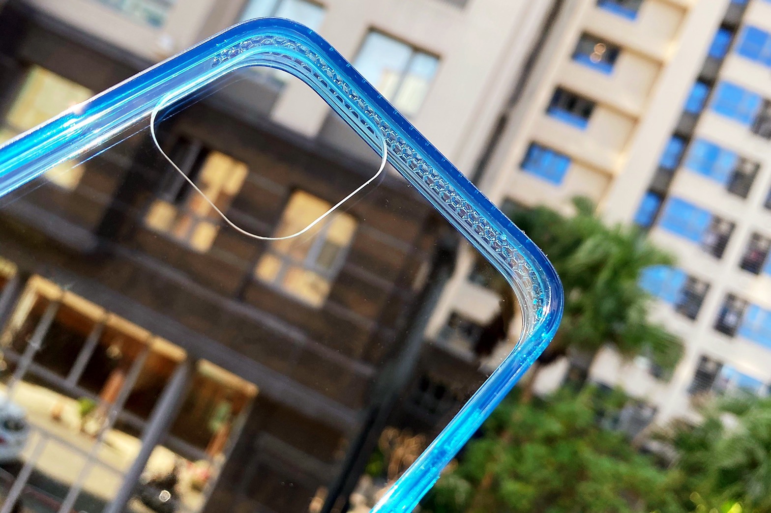 【熊膜開箱】台灣 OVERDIGI iPhone 12 透明殼新進化！晶透軍規防摔手機殼，超越美國軍規防摔標準