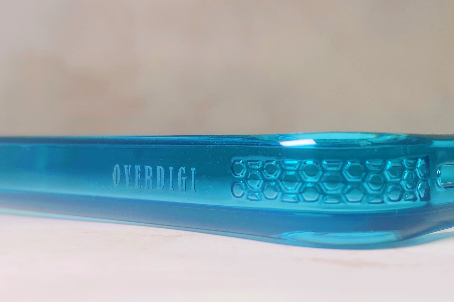 【熊膜開箱】台灣 OVERDIGI iPhone 12 透明殼新進化！晶透軍規防摔手機殼，超越美國軍規防摔標準