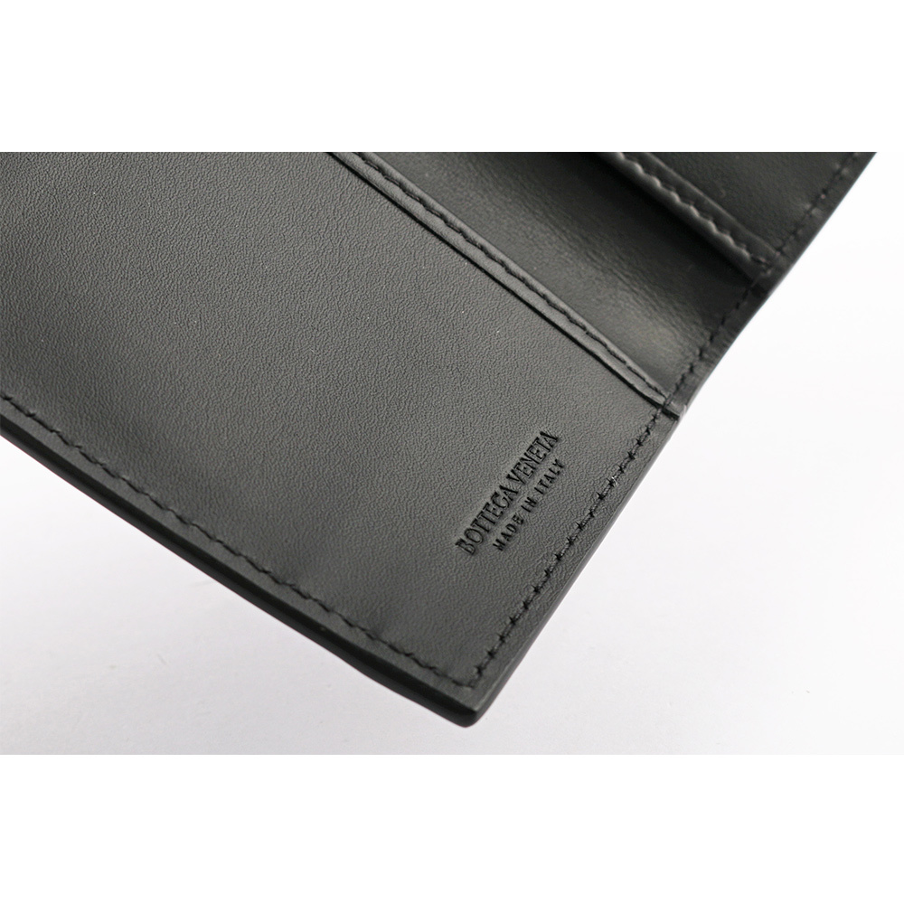 【BOTTEGA VENETA】薄款小牛皮編織二折卡片夾