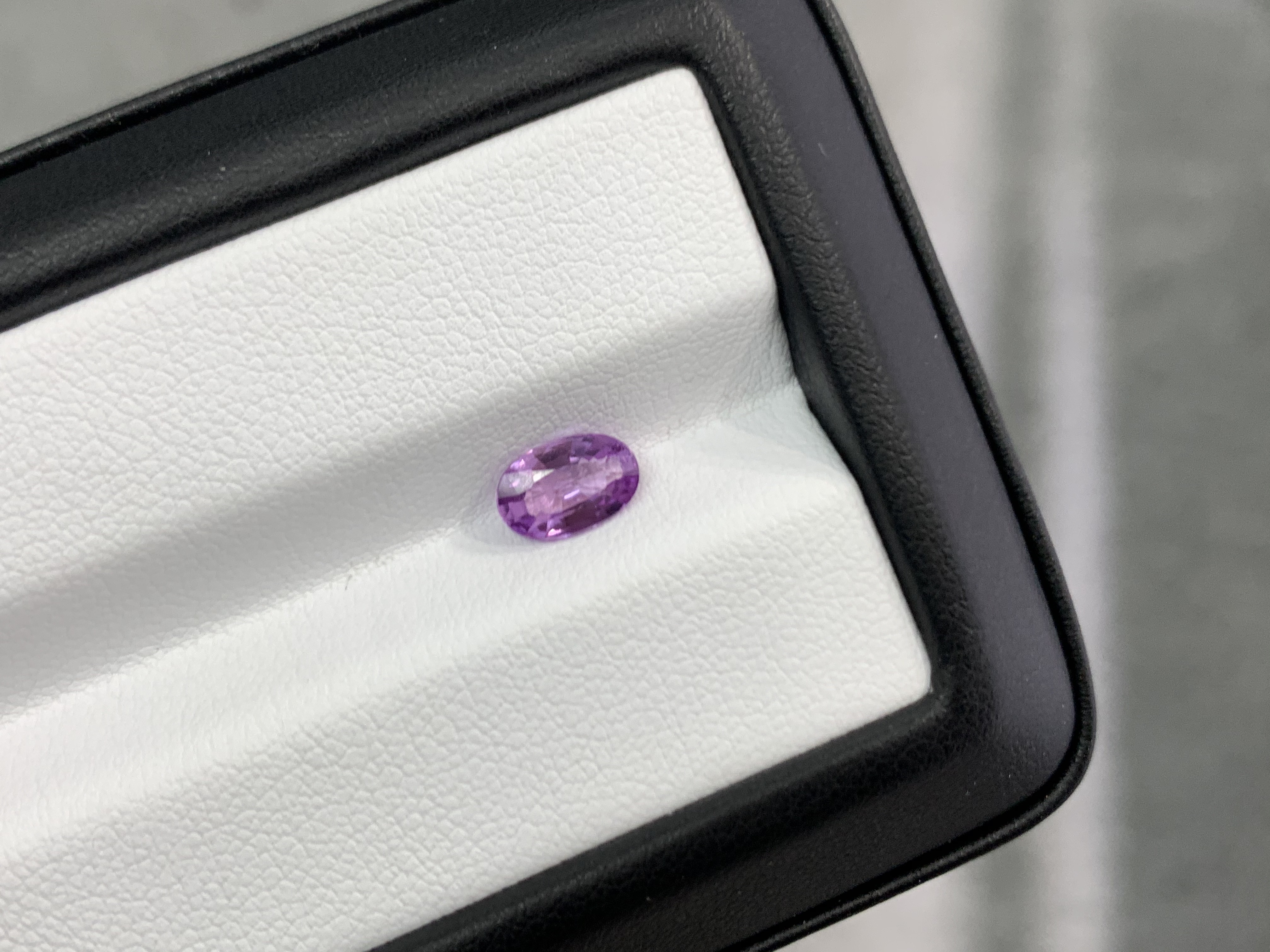 1.09ct 紫色藍寶石