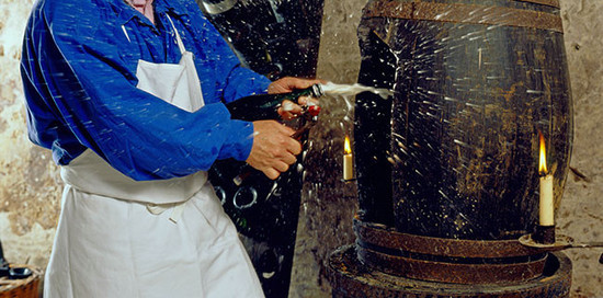 Champagne,Cava,Franciacorta,Traditional method,Cremant,香檳,氣泡酒,傳統法氣泡酒,香檳法,法國,意大利,西班牙,葡萄酒