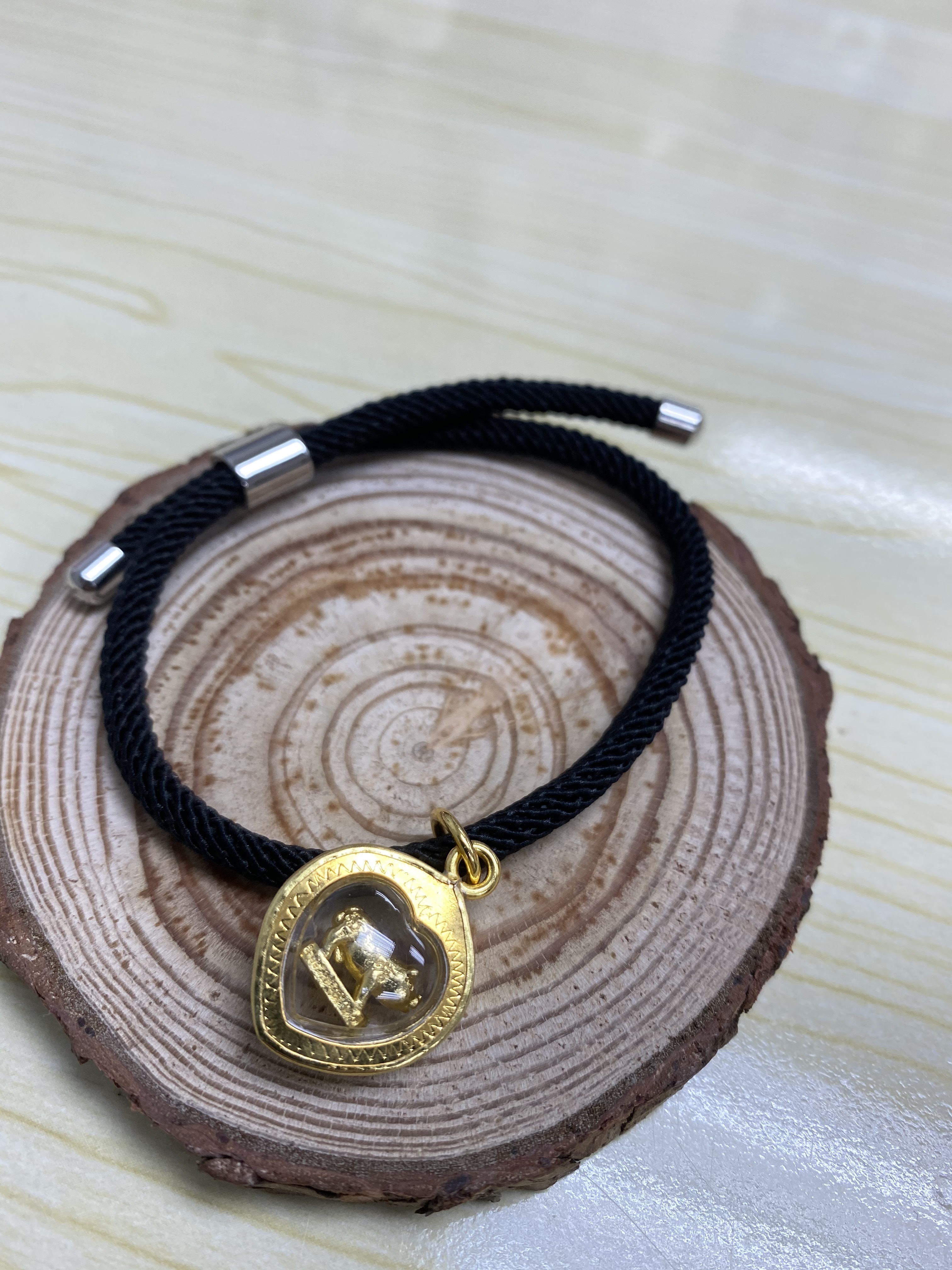 龍婆本廟加持2021 富貴金豬黑色手鍊