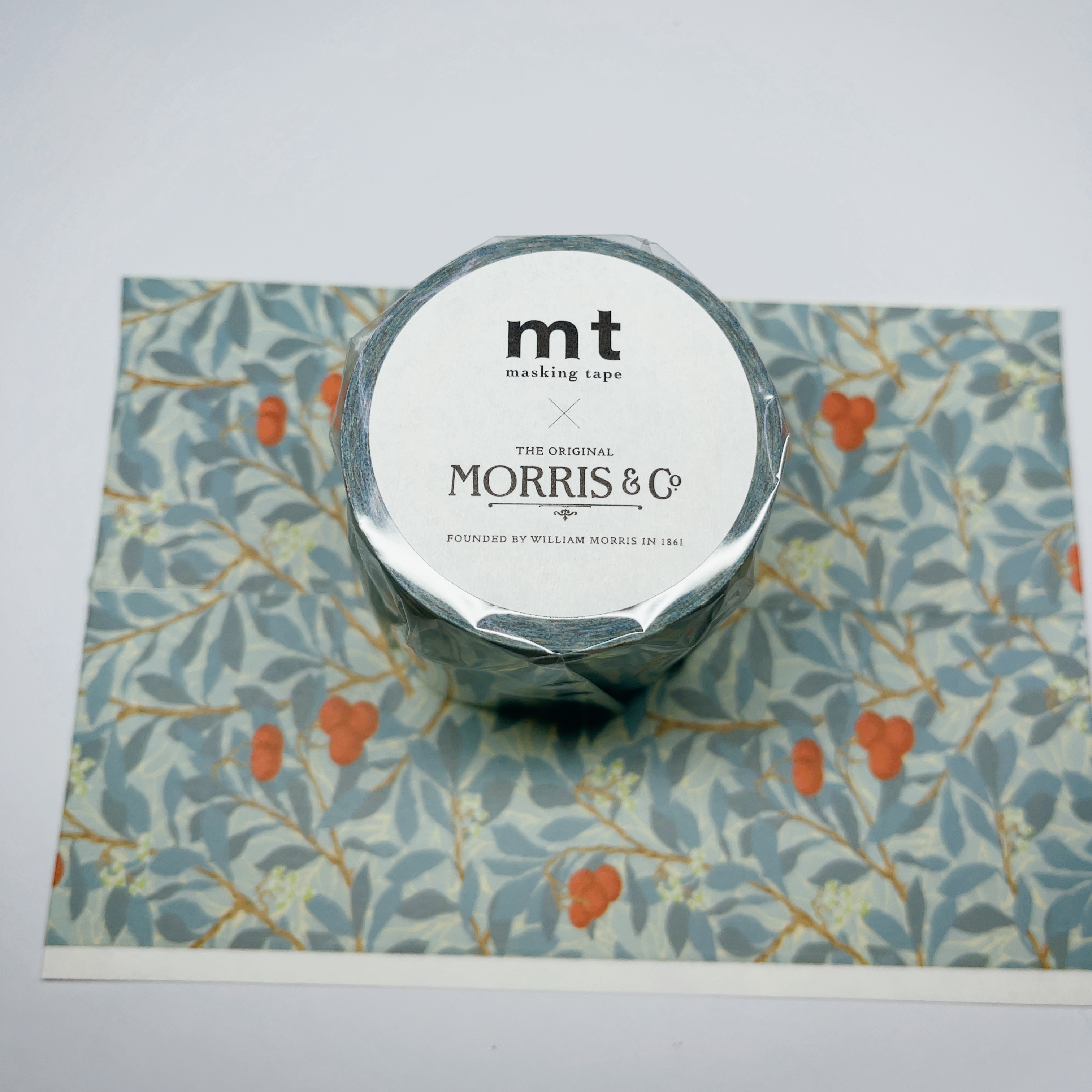 MT x William Morris  Arbutus