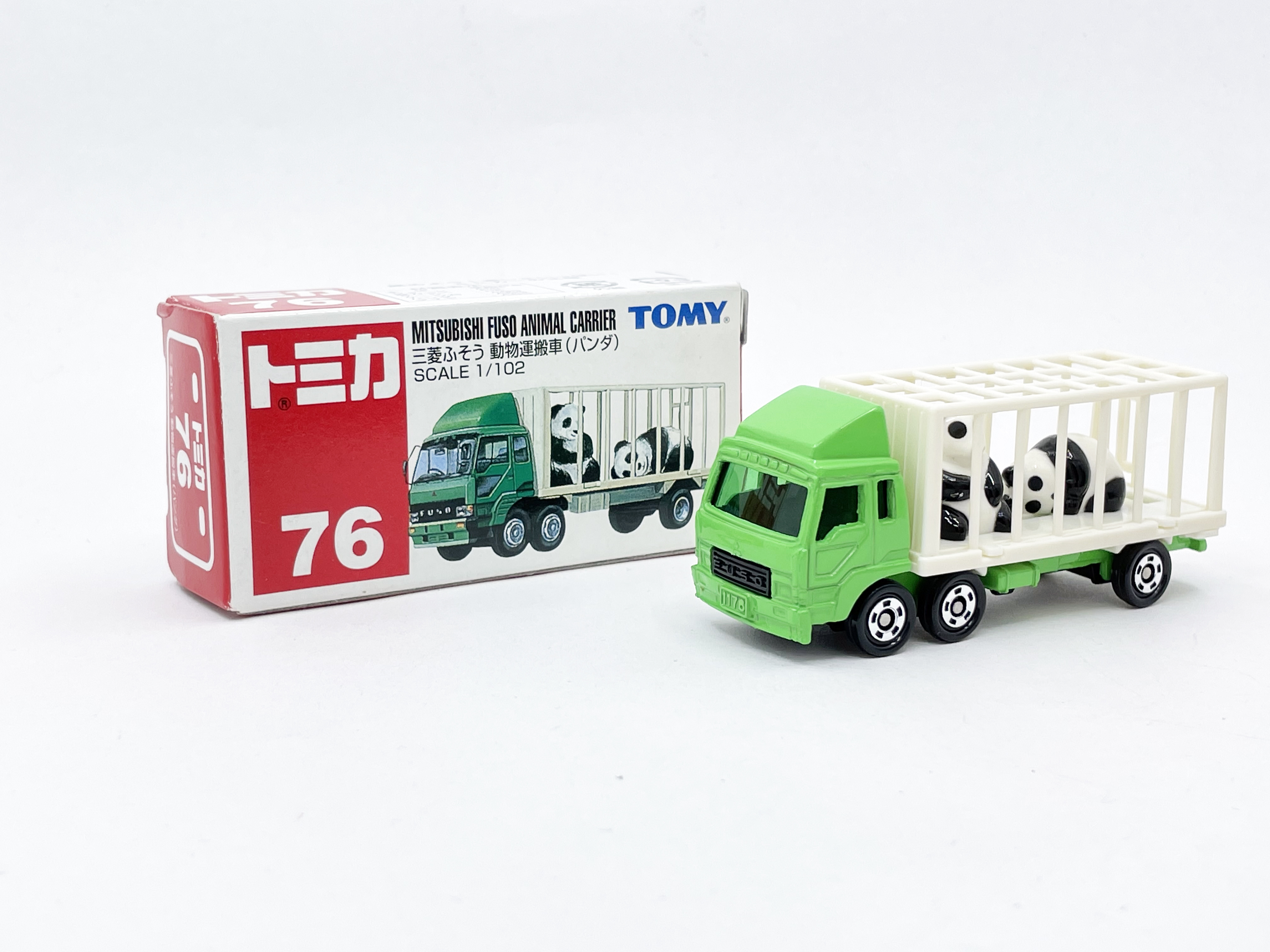 Tomica No.76 Mitsubishi Fuso Animal Carrier Panda 熊貓運搬車