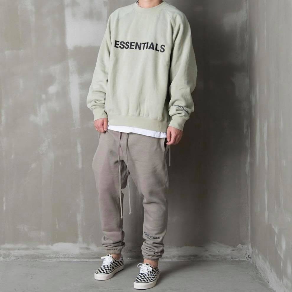 FOG Essentials Crewneck "Sage"