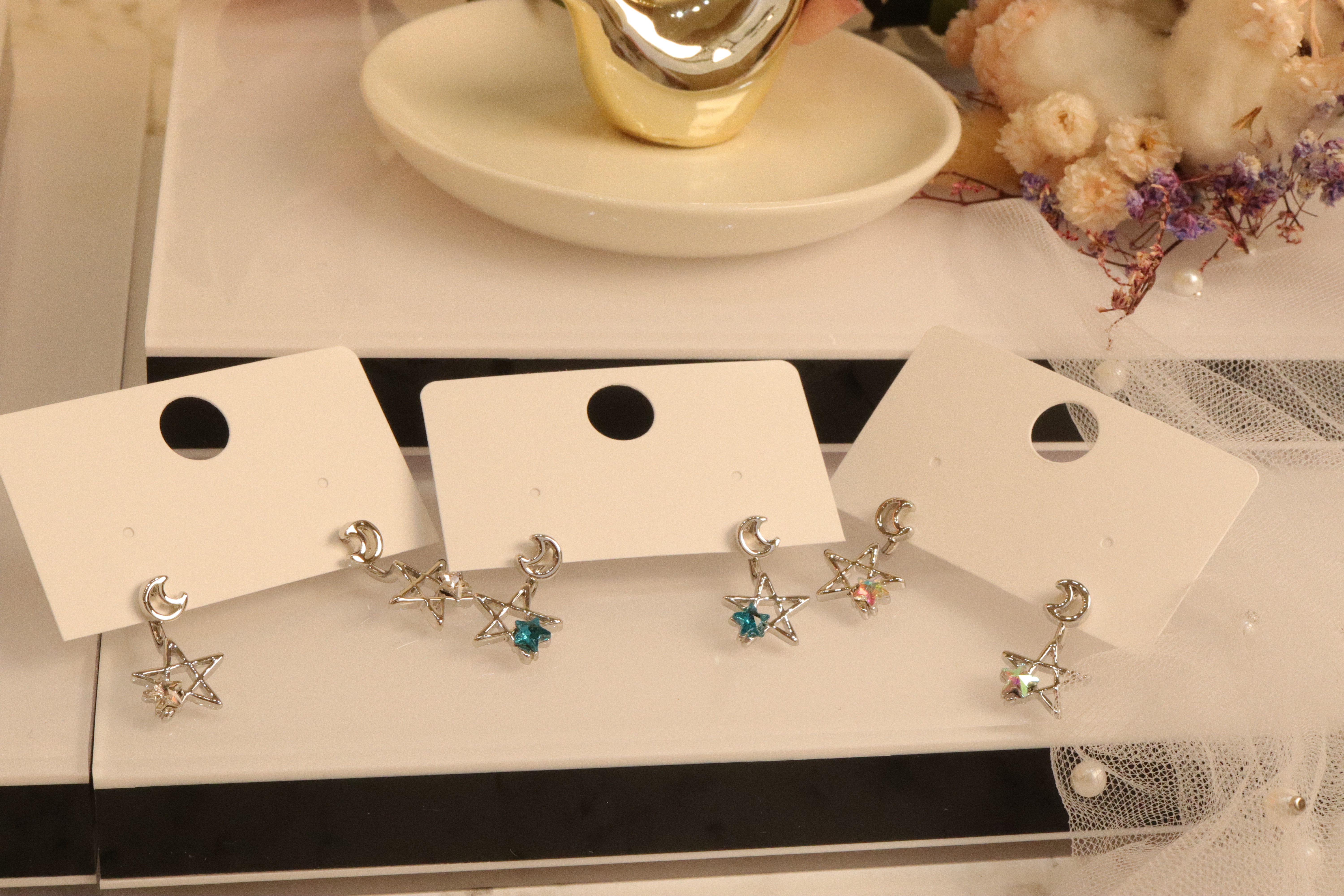 韓國直送合金-月耳針五芒星 白鋯