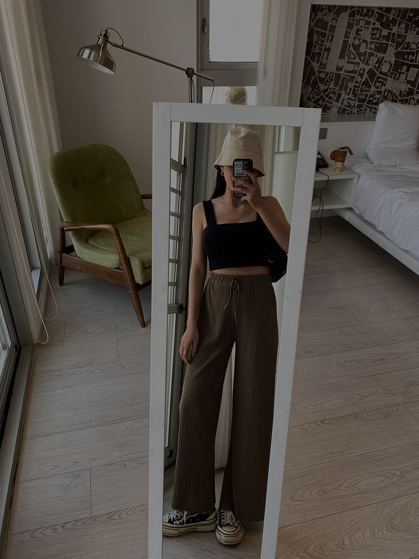 正韓-彈力平口墊胸美背短版背心*4色