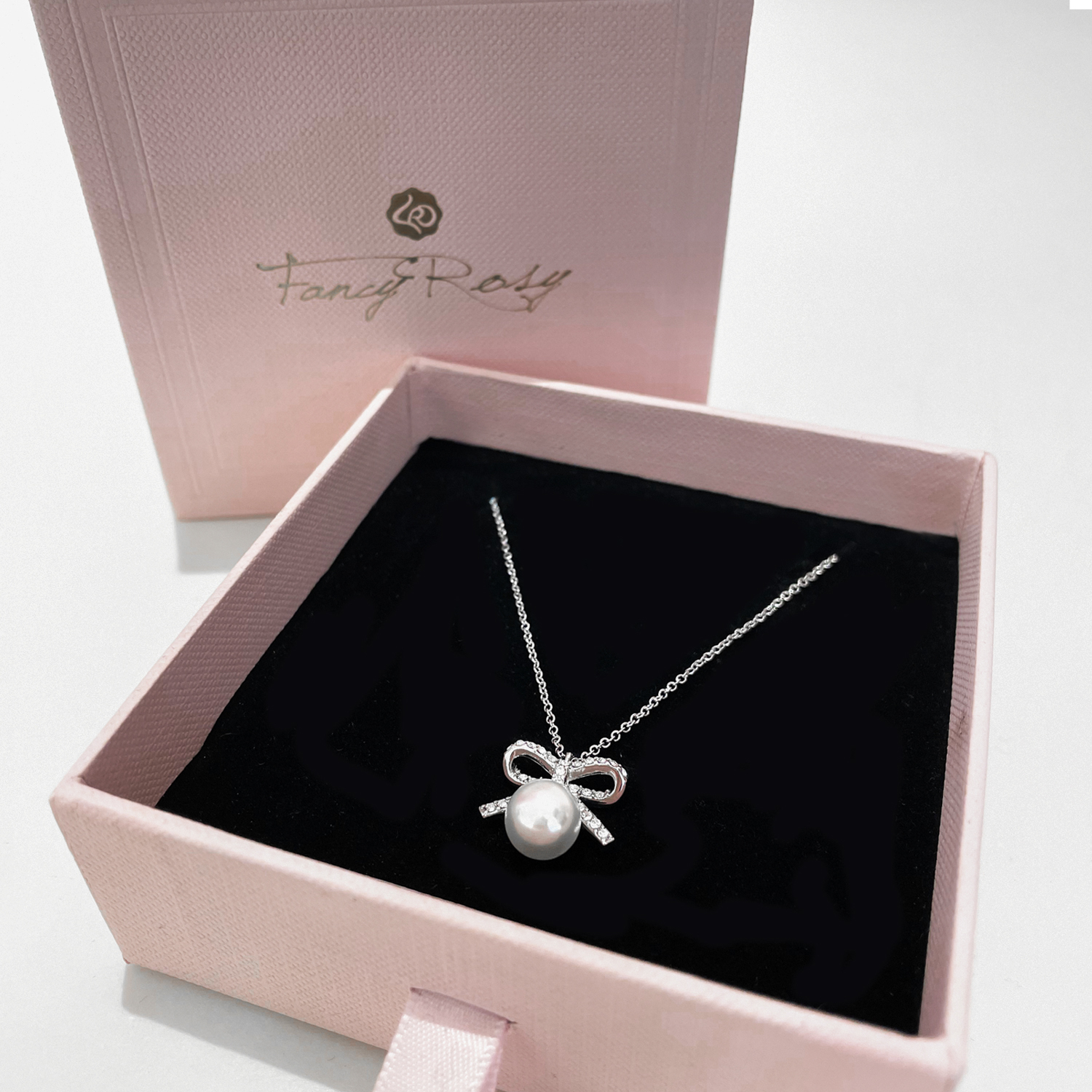 Pearl Crystal Bow Necklace (Silver)