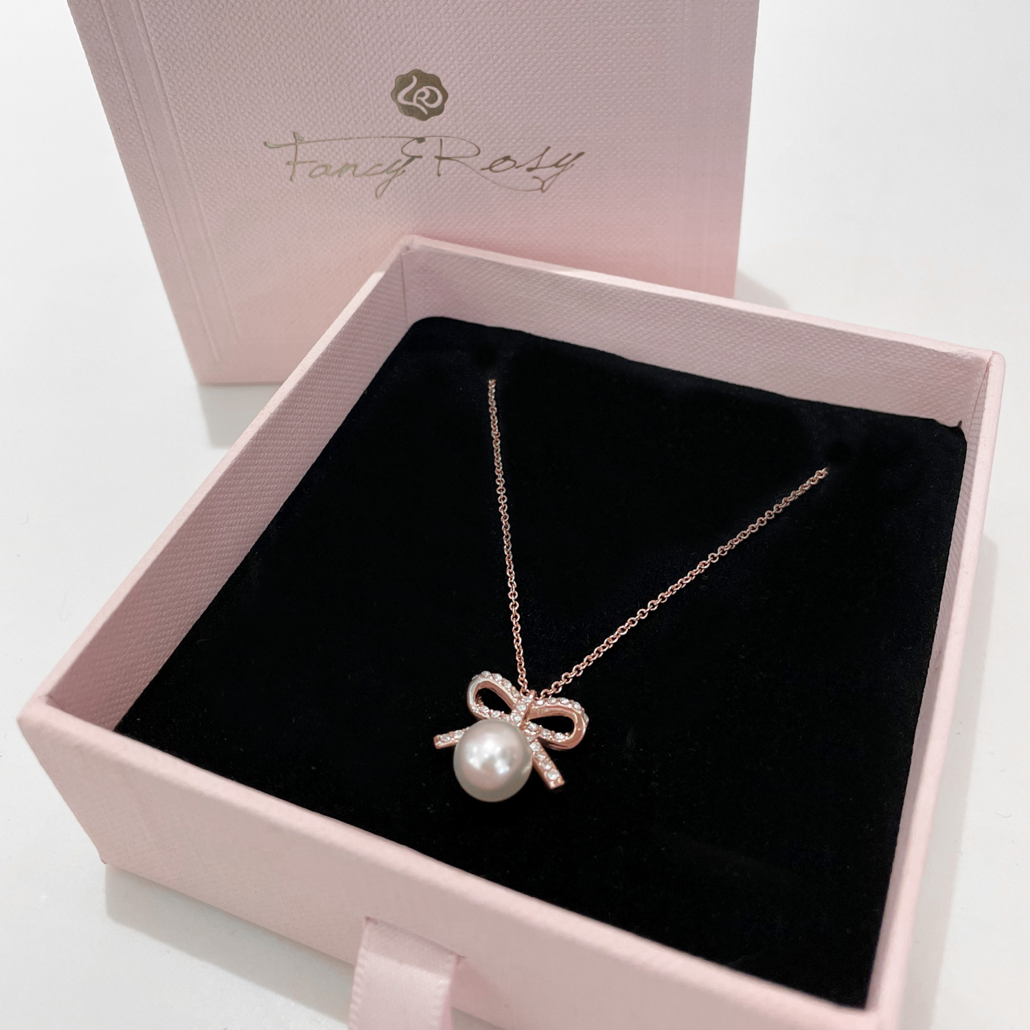 Pearl Crystal Bow Necklace (Rose Gold)