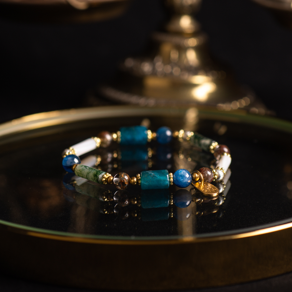 和平雅美島 // C1351磷灰石珠貝海藻玉手鍊