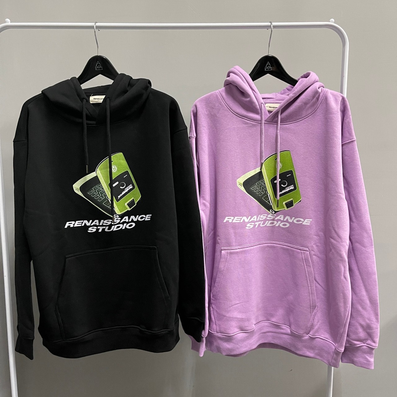 RENAISSANCE® 手機圖像 帽T 黑/粉紫 “Phone Call hoodie”