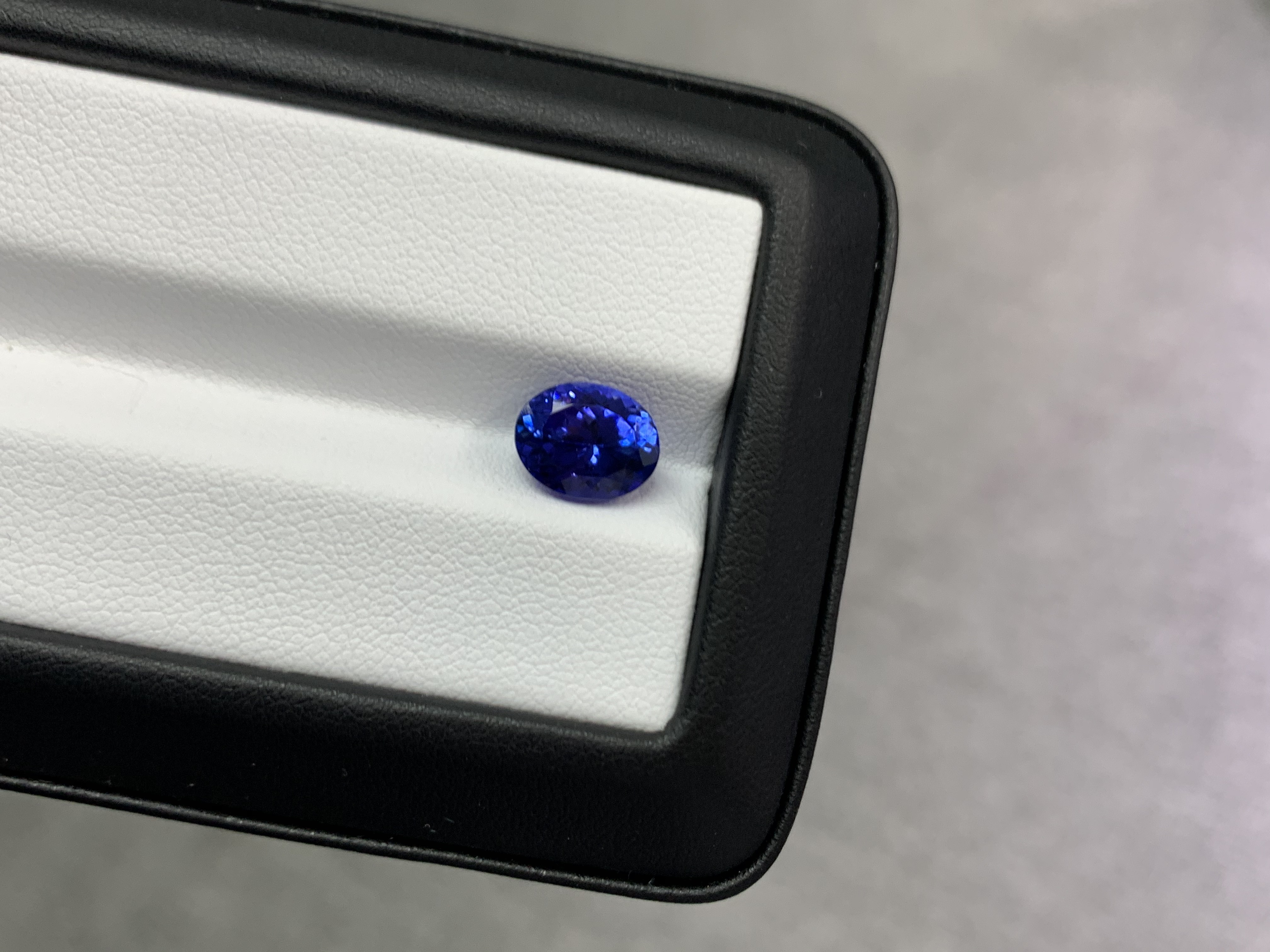 2.97ct 橢圓形坦桑石