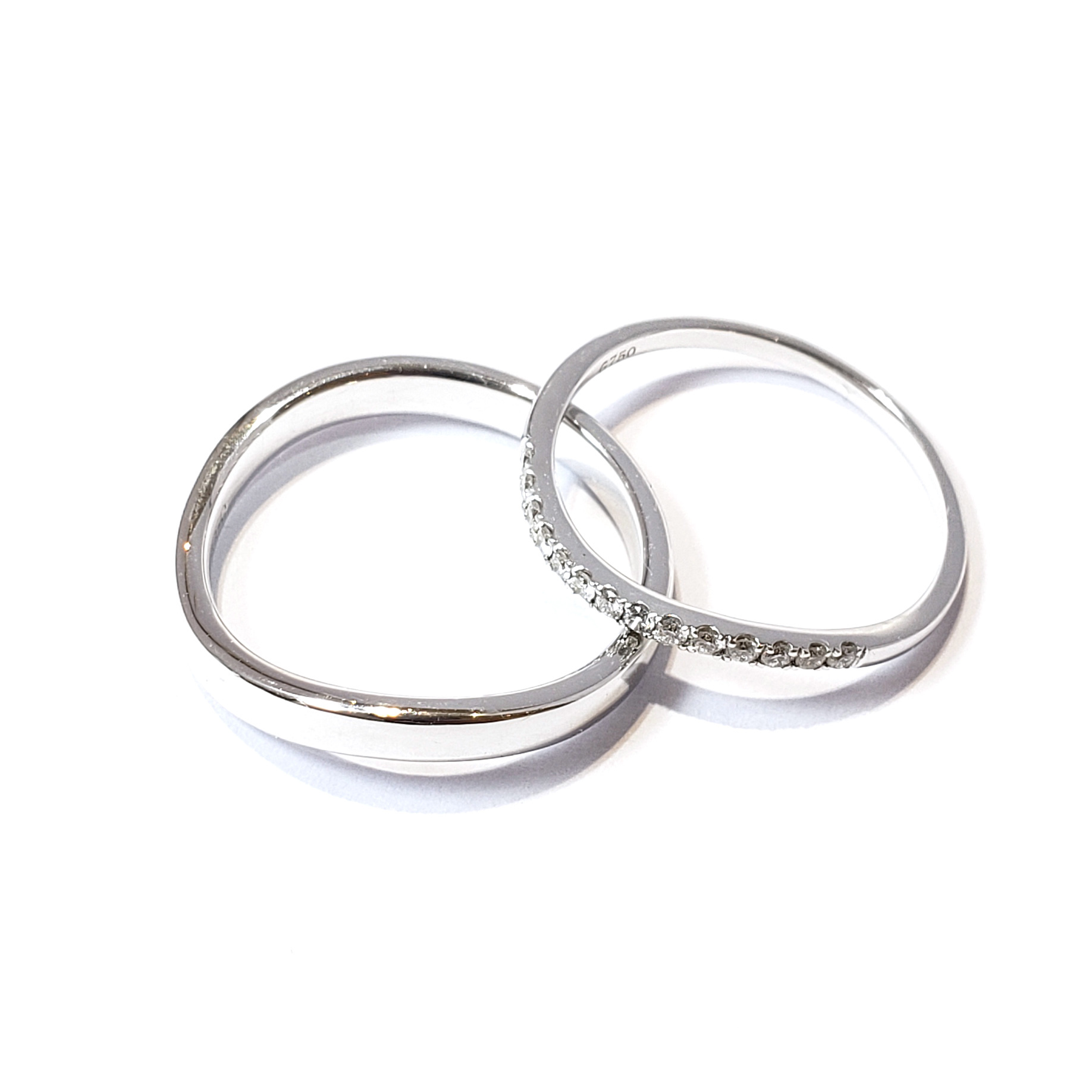 18K白金天然鑽石結婚戒指