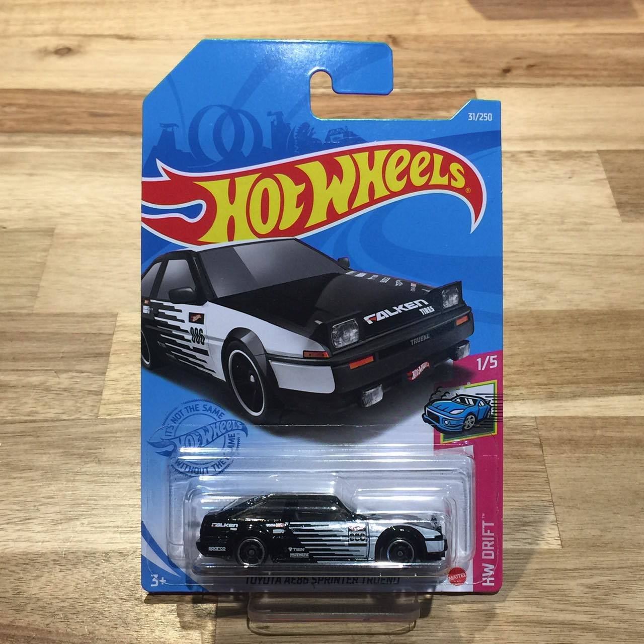 Hot wheels toyota trueno