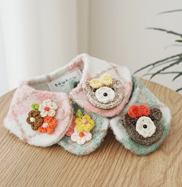 Bow Bow Pet Check & Bear Cape