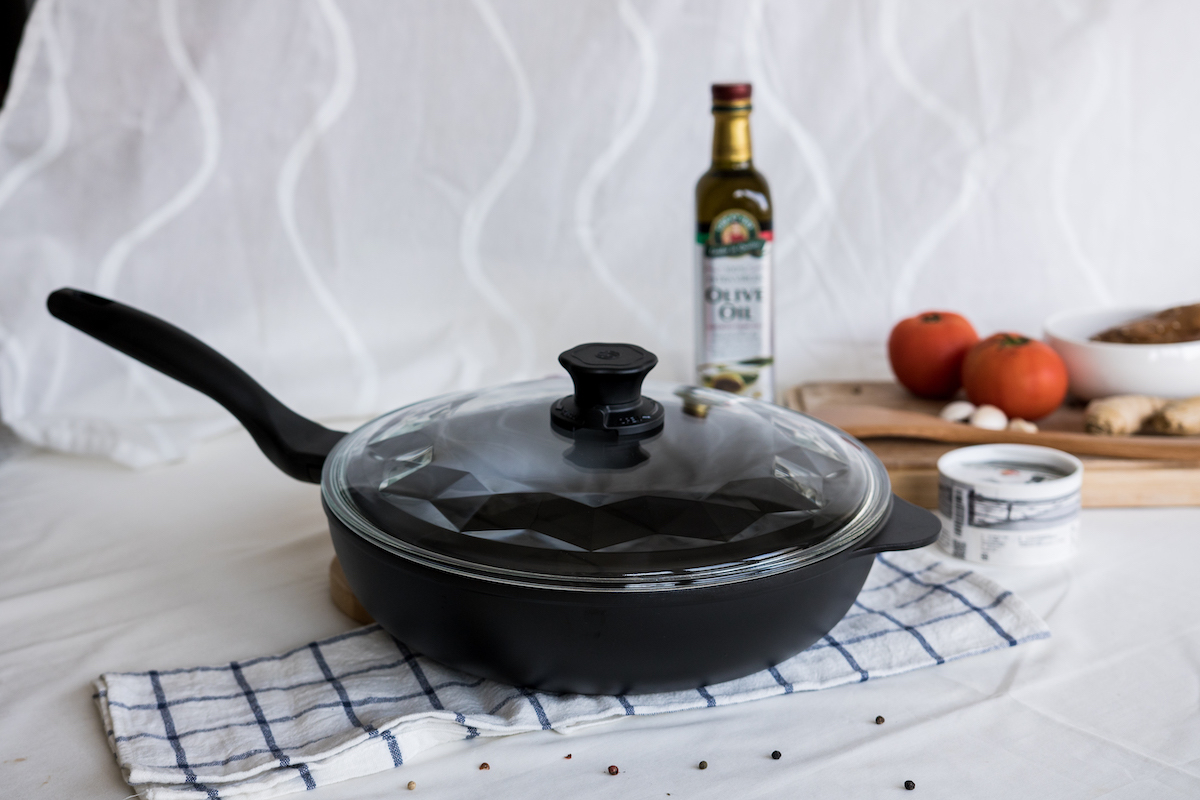 大古鐵器 TAKU 鑄鐵深炒鍋