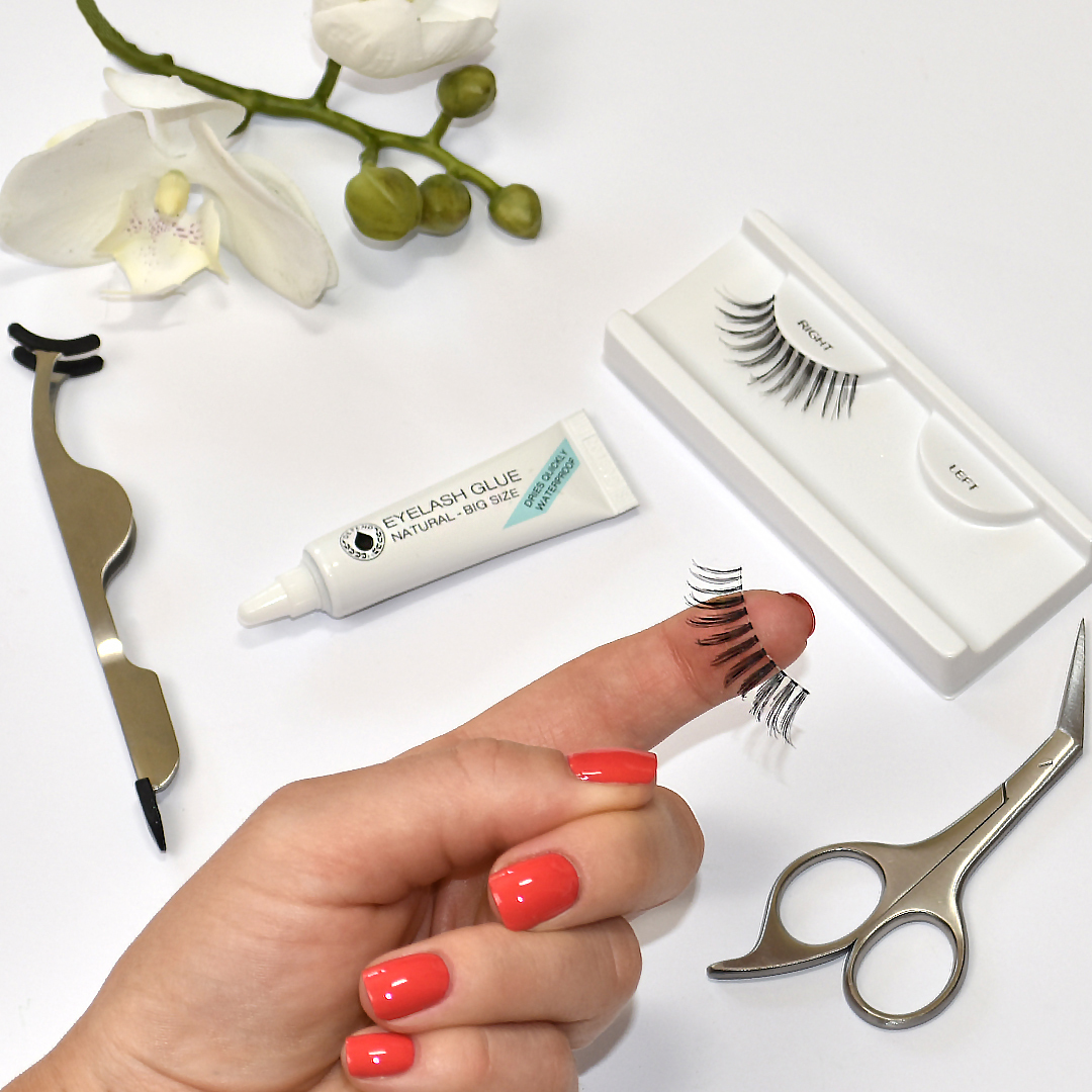 O2 甲油 558 糖果紅 (不透明)