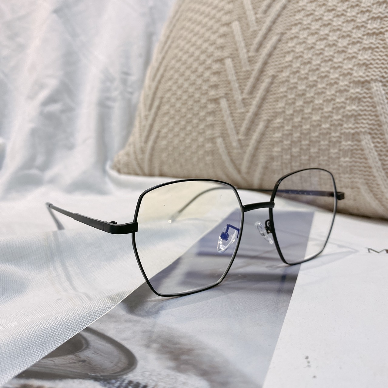 S092014金屬菱角方框眼鏡 /三色