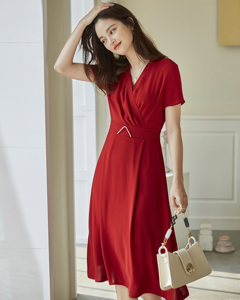DEER.W 交叉V領壓褶鑽飾洋裝 紅色