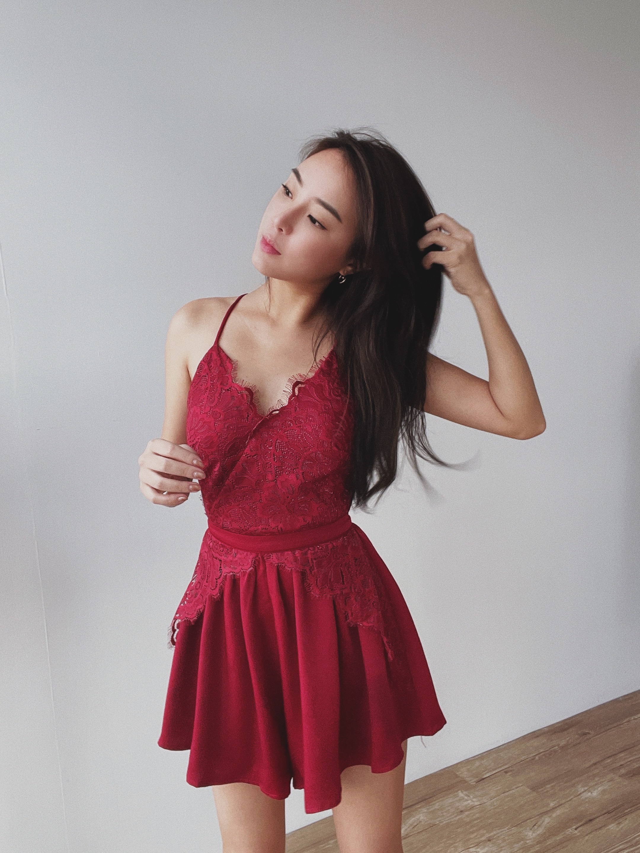 Love Someone 胸前蕾絲連身短褲