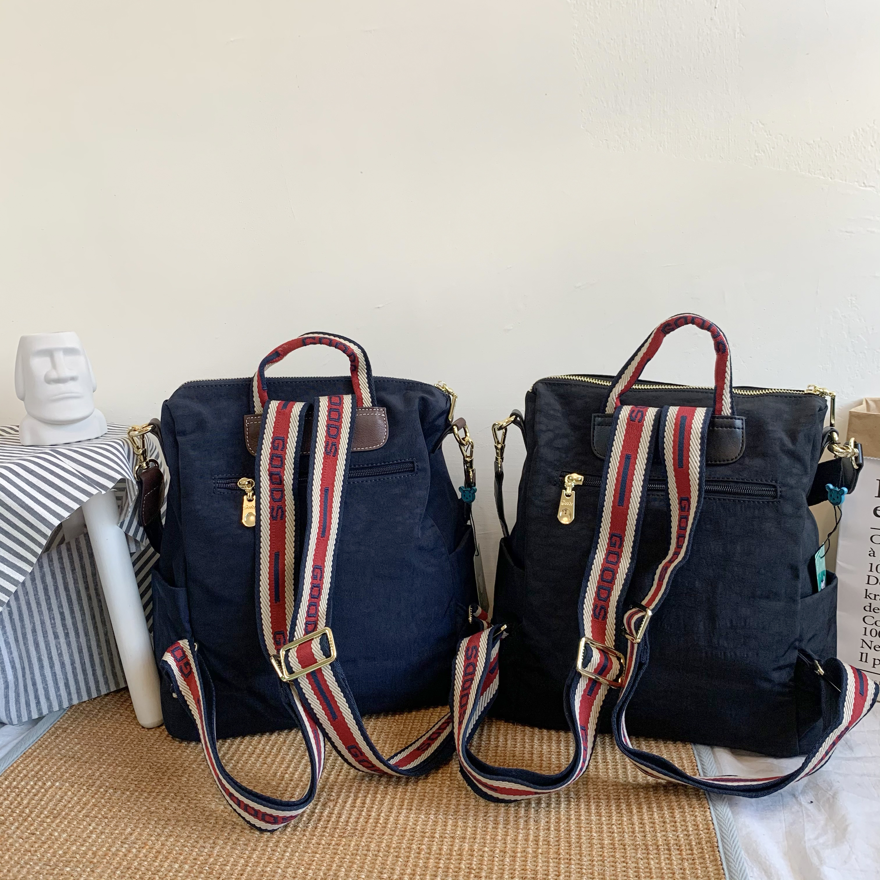 GOODS 織帶藍 丹寧運動風後背包 附小熊吊飾 #2704