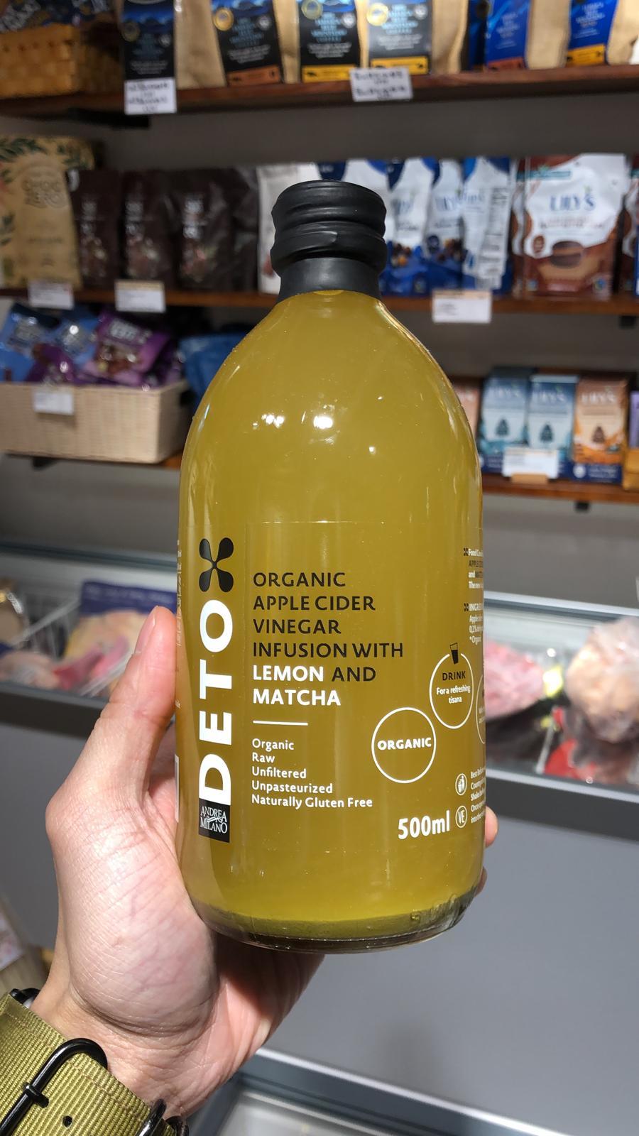 Andrea Milano 百年老店有機無過濾抺茶檸檬蘋果醋帶「Mother」 500ml