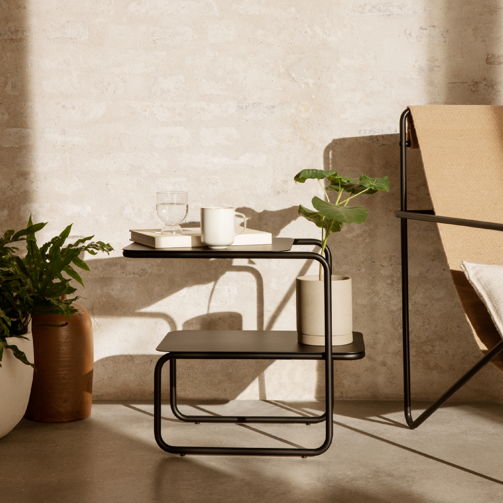 平行 / 邊桌  by Ferm Living