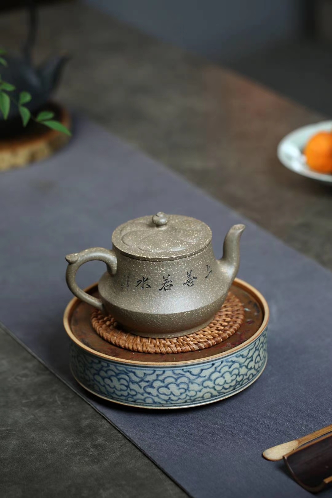 【碗蓮】小窗碗蓮向陽栽，何須他人添光彩