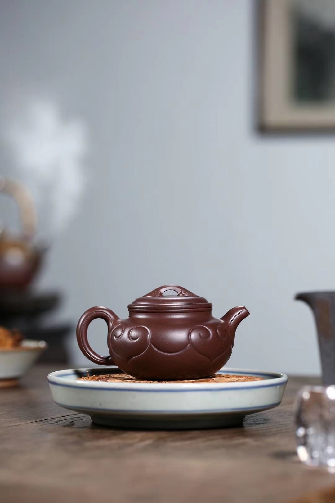 【仿古如意】一彎嘴胥出悠長秀美，含蓄挺拔，富有力度，收放得宜