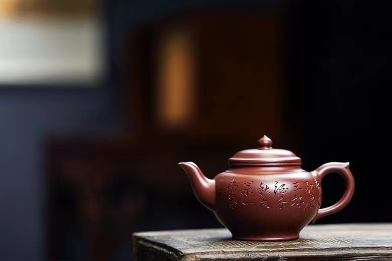 【笑櫻壺】此壺線條比例恰到好處，將笑櫻壺的魅力展現無遺