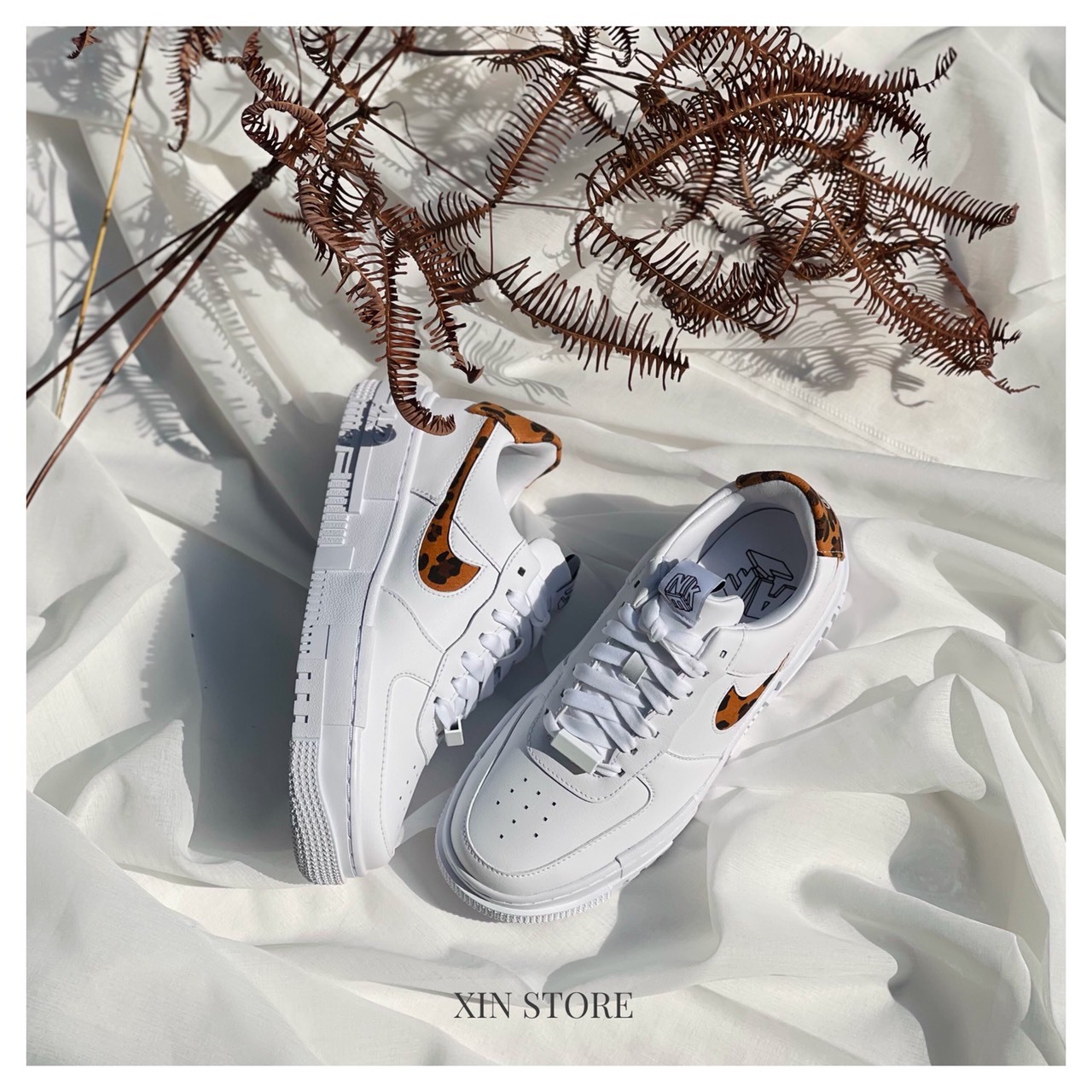 【現貨】Nike W AF1 Pixel SE  豹紋 拼接 像素 解構 小白鞋 白